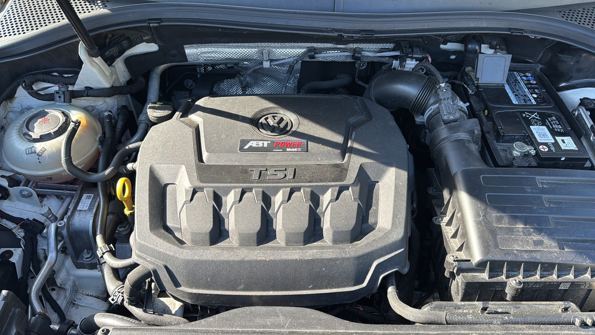 VW Tiguan 2.0TSI R-Line ABT 4Motion DSG-image-11