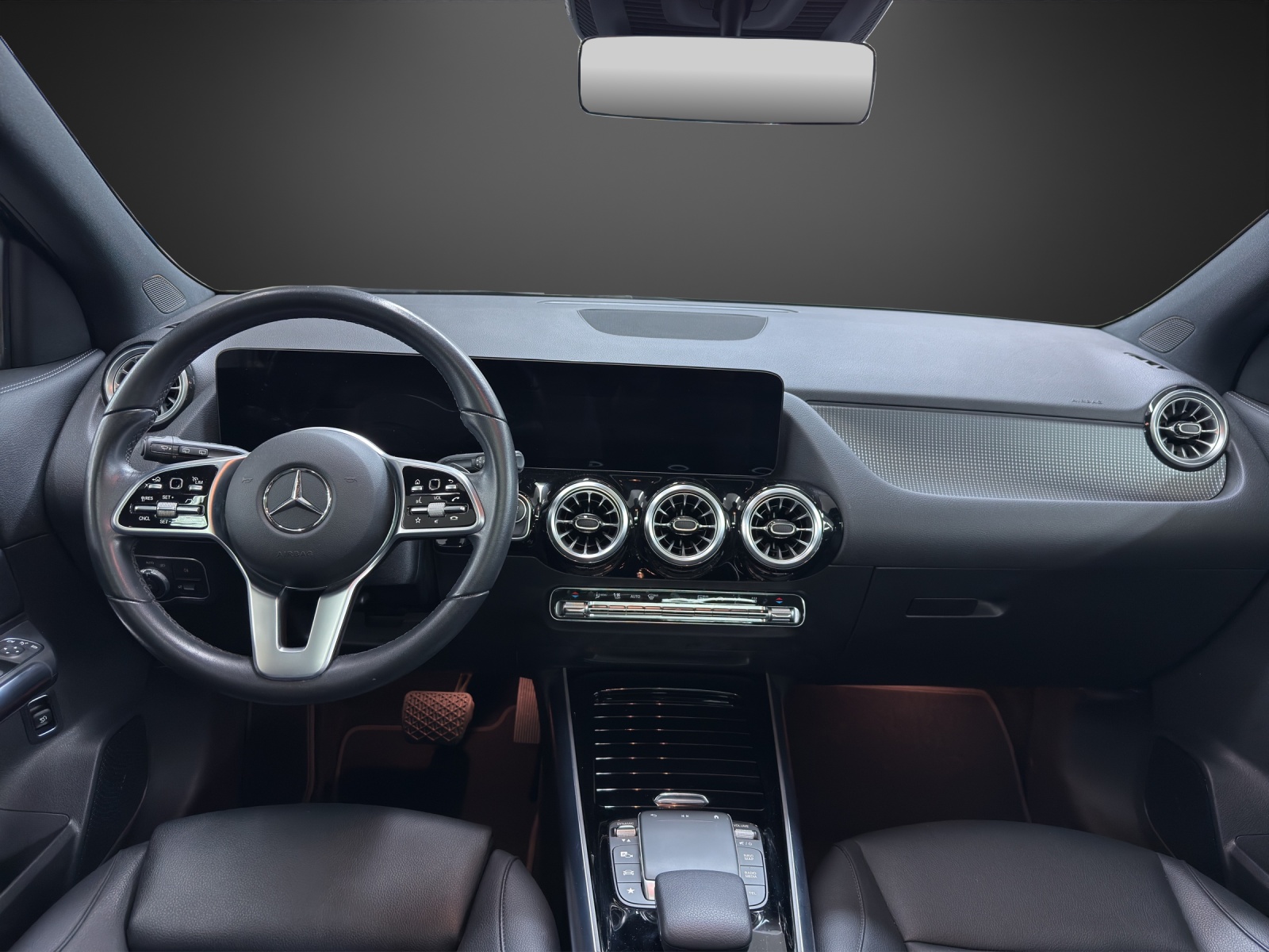 MERCEDES-BENZ EQA 300 4Matic-image-10