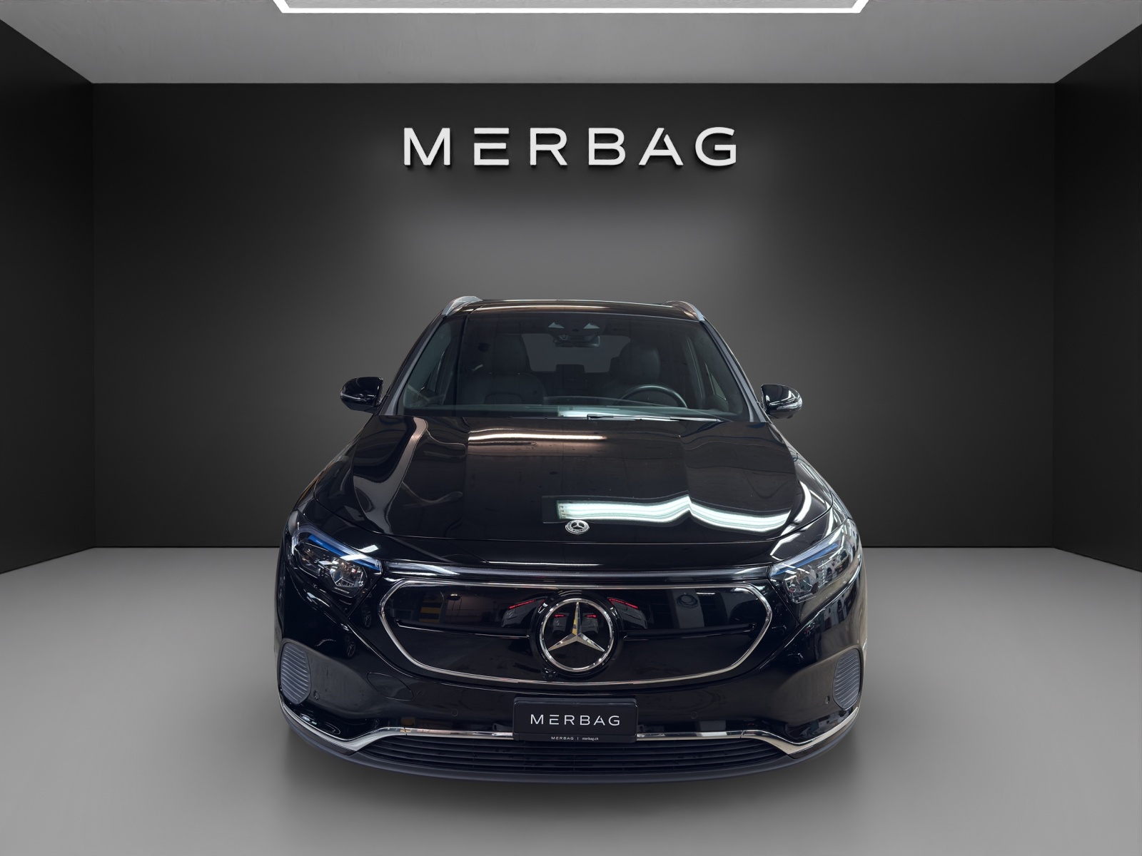 MERCEDES-BENZ EQA 300 4Matic-image-6