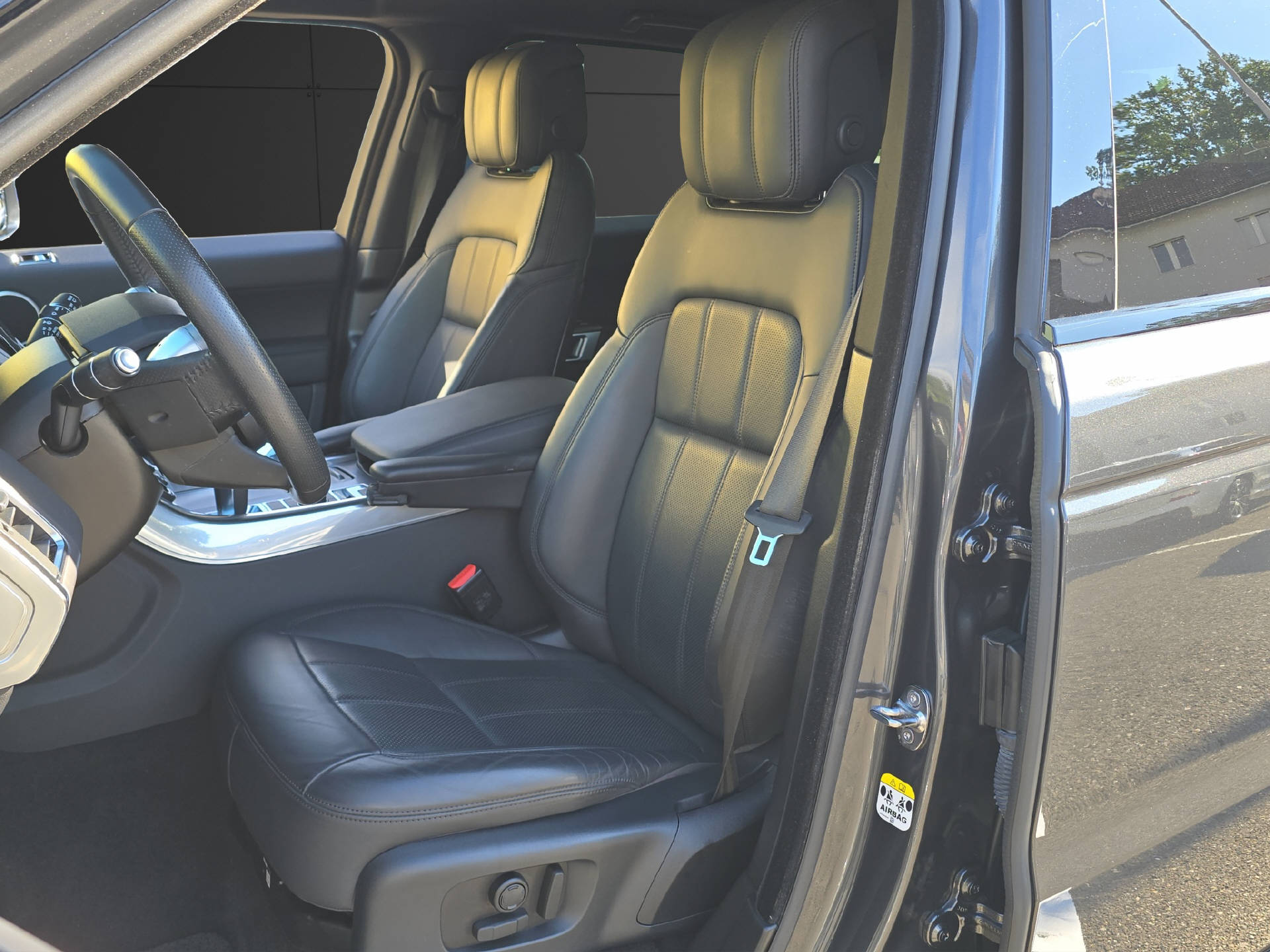 LAND ROVER Range Rover Sport 2.0 HSE ** Leasingaktion 2,9% // Frisch ab MFK **-image-8