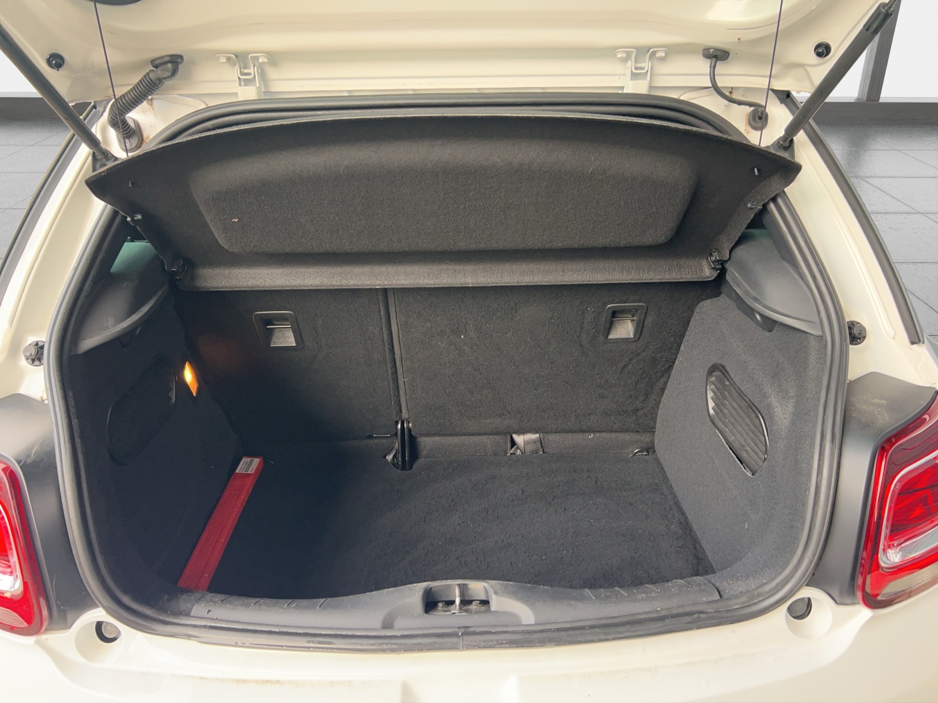 DS AUTOMOBILES DS 3 1.2 PureTech SO Chic-image-9