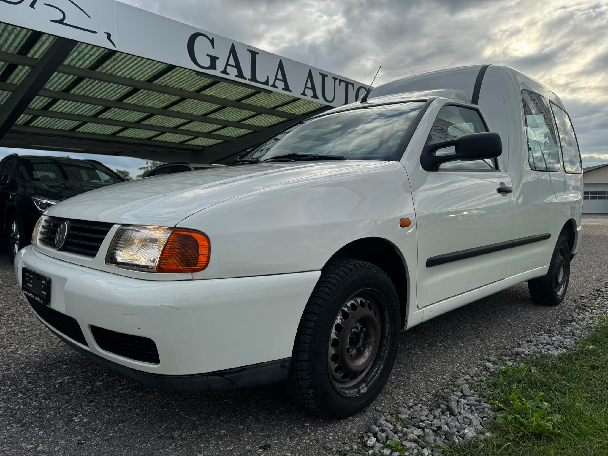 Car photo