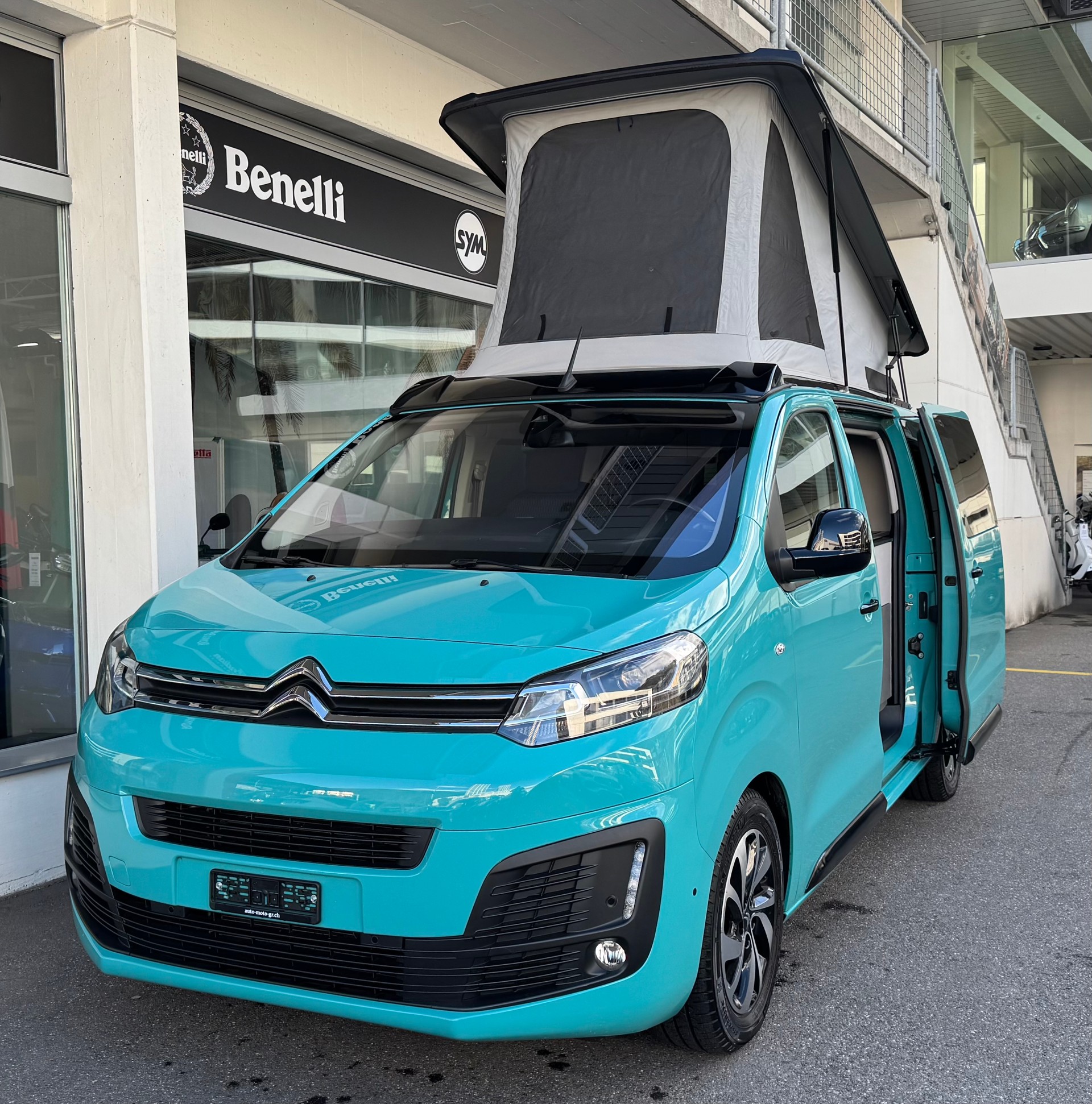 PÖSSL Citroen Campster 2.0 Blue HDI 180 EAT8-image-6