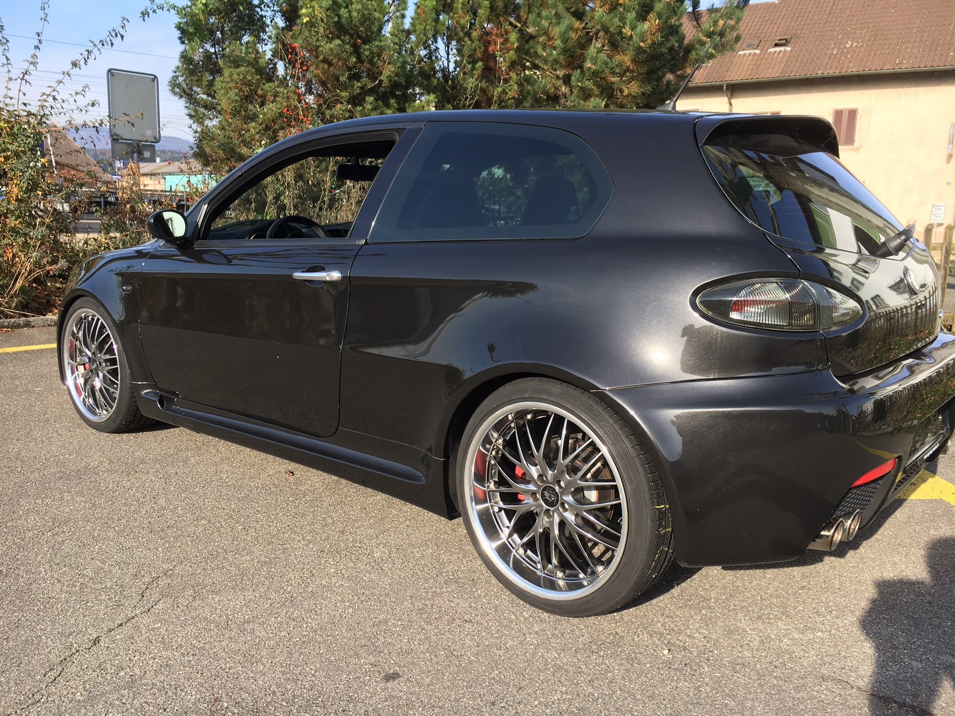 ALFA ROMEO 147 3.2 GTA-image-11
