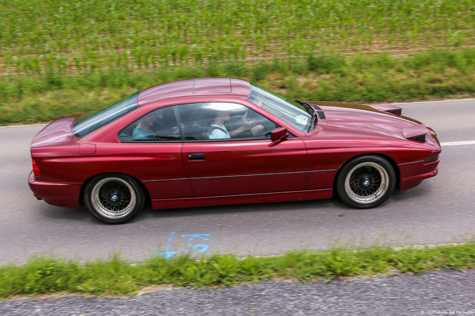 BMW 850i A-image-1