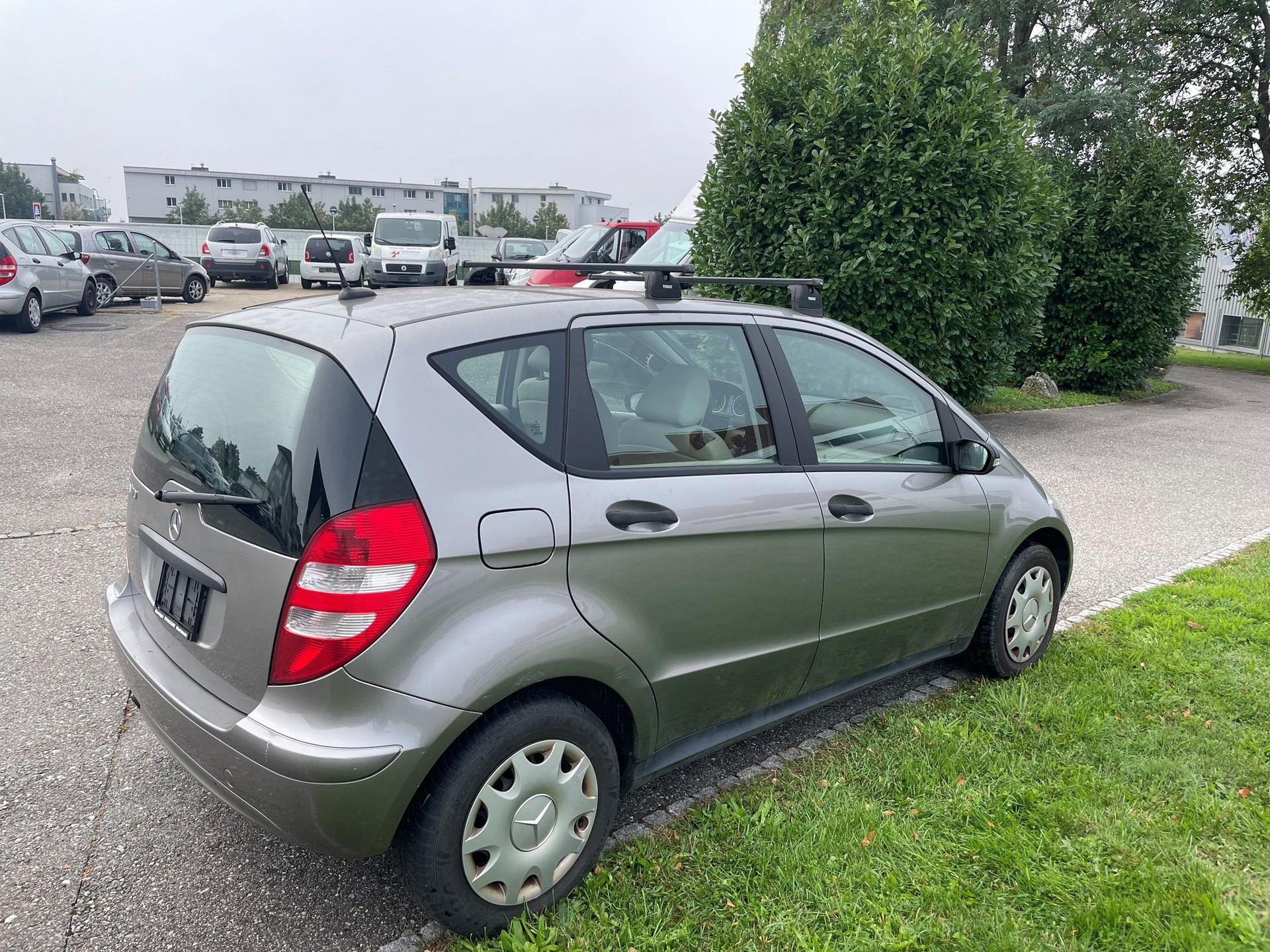 MERCEDES-BENZ A 170 Avantgarde-image-4