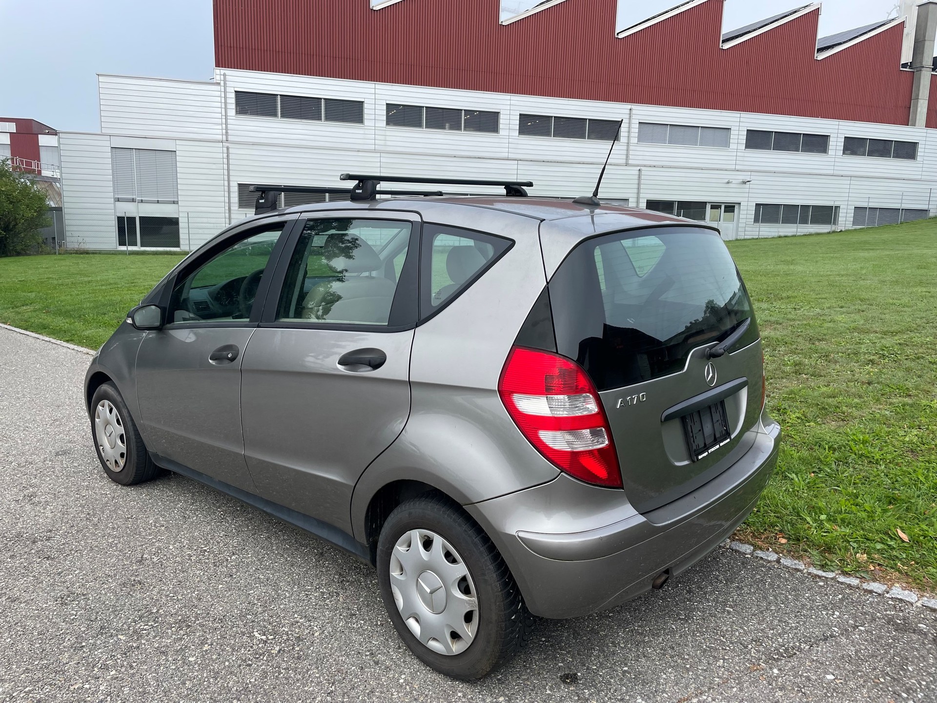 MERCEDES-BENZ A 170 Avantgarde-image-5