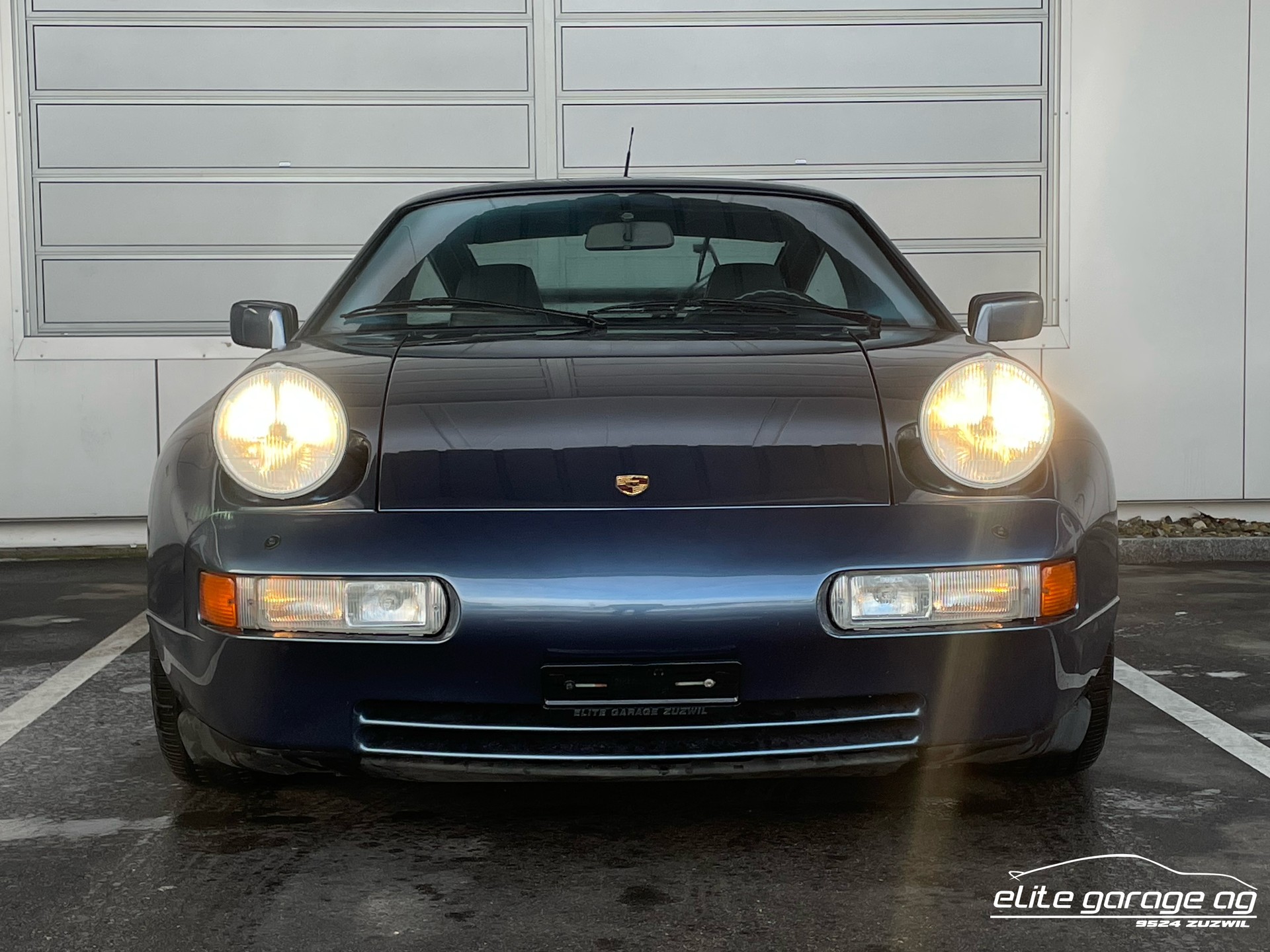 PORSCHE 928 S4-image-7