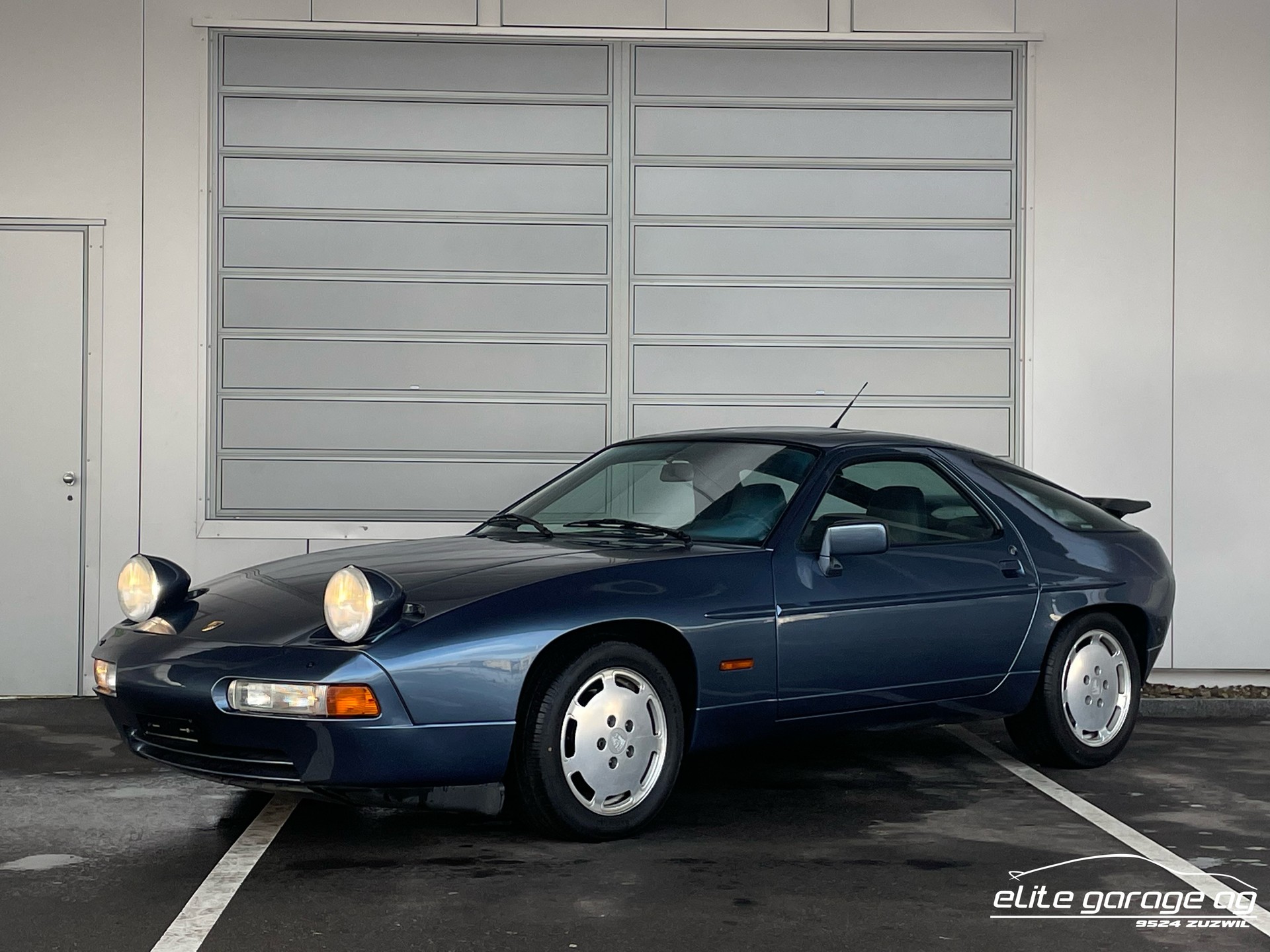PORSCHE 928 S4-image-0