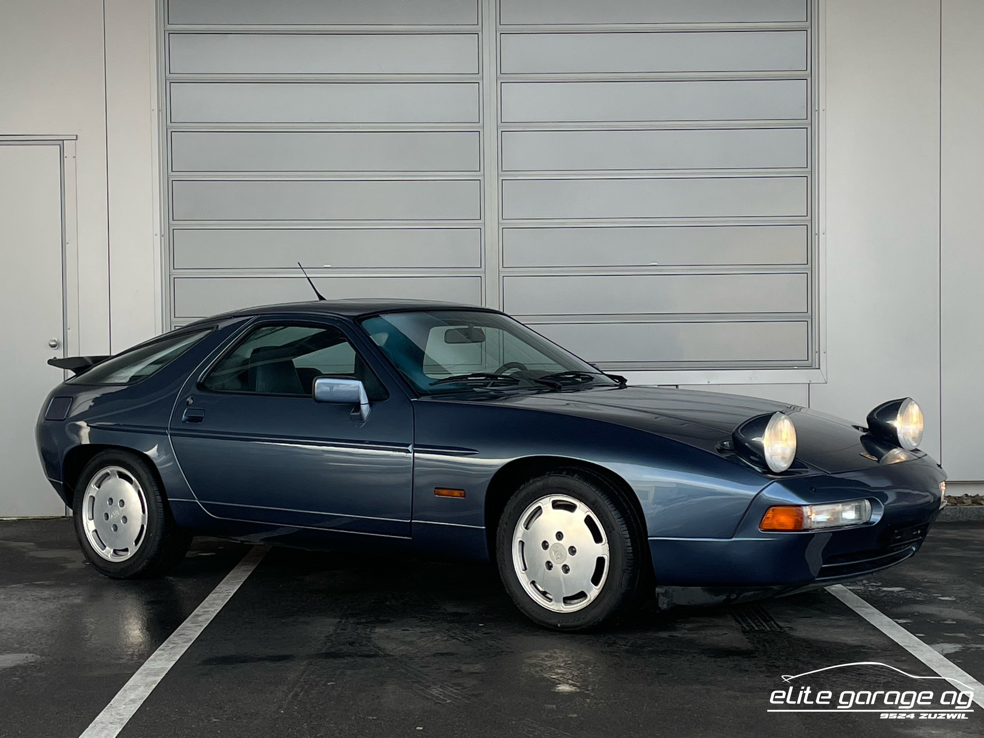 PORSCHE 928 S4-image-6