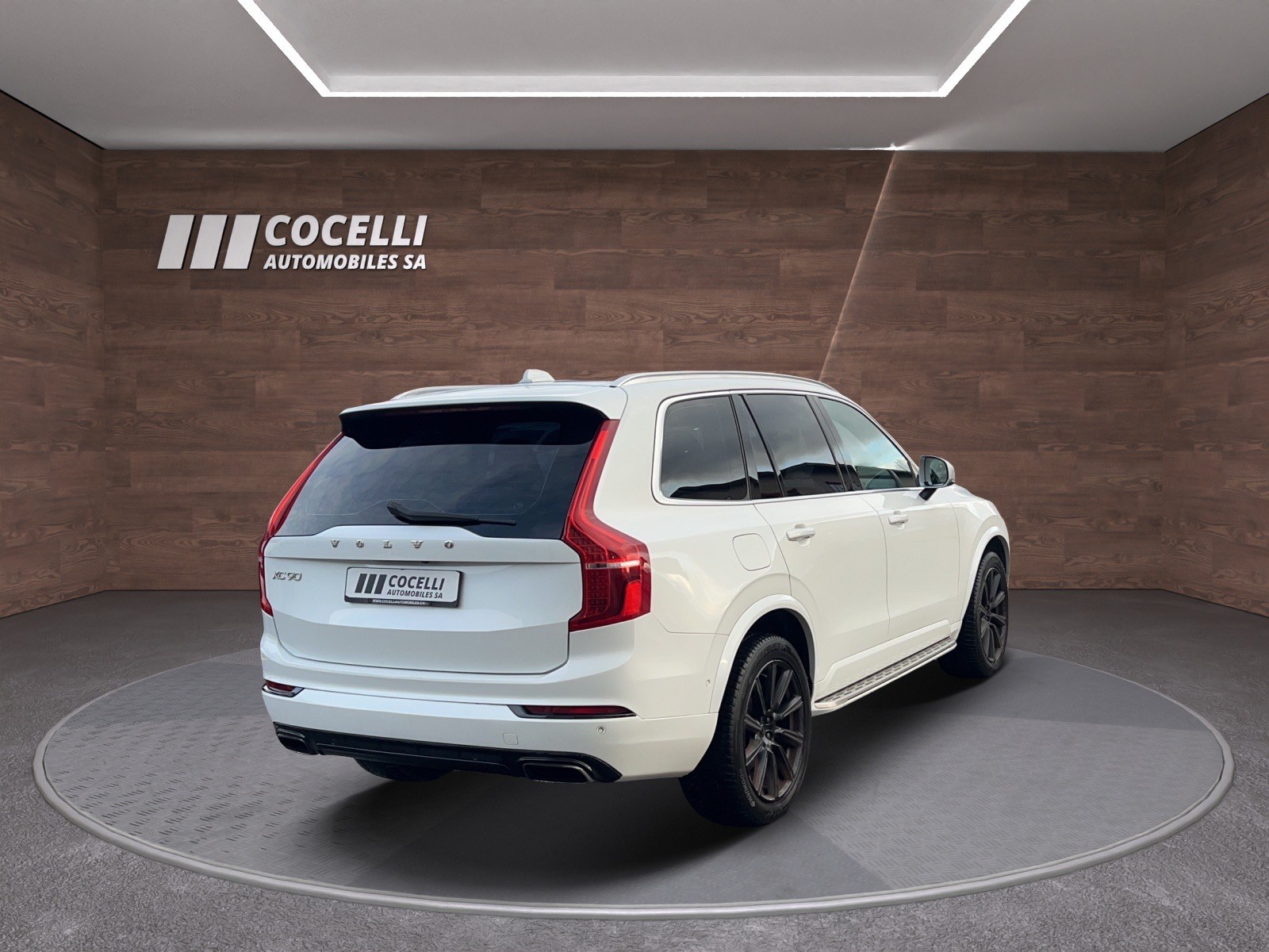 VOLVO XC90 D5 AWD R-Design Geartronic-image-4