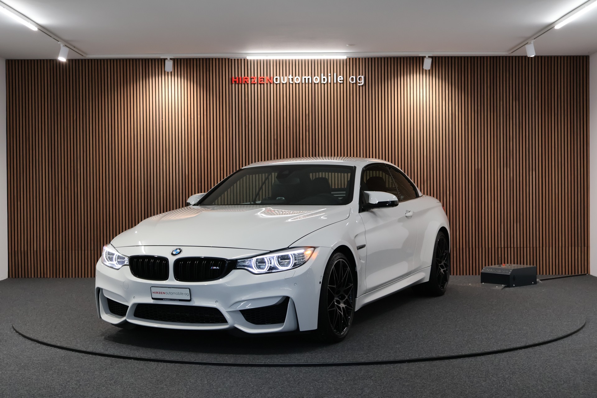 BMW M4 Cabriolet DKG-image-1