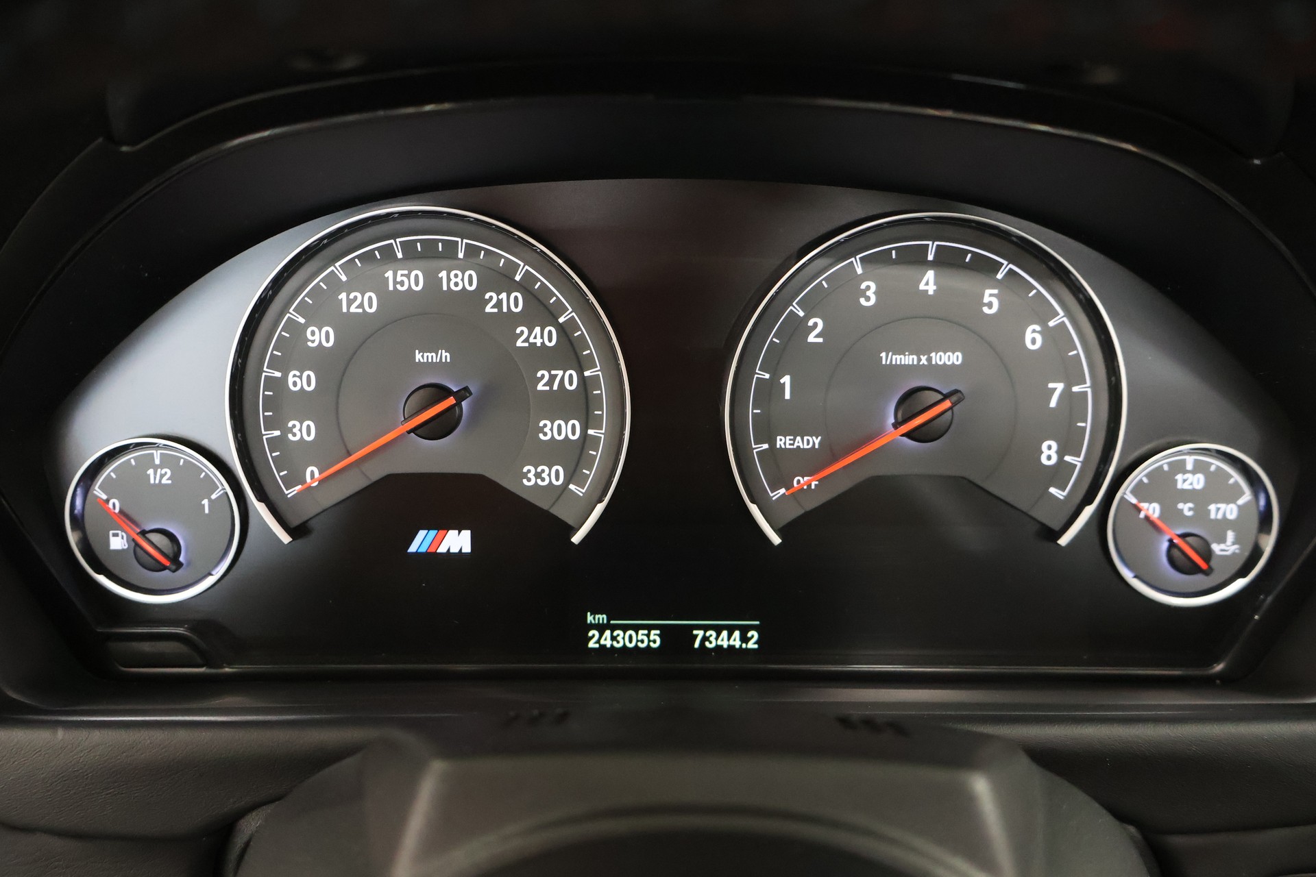 BMW M4 Cabriolet DKG-image-21