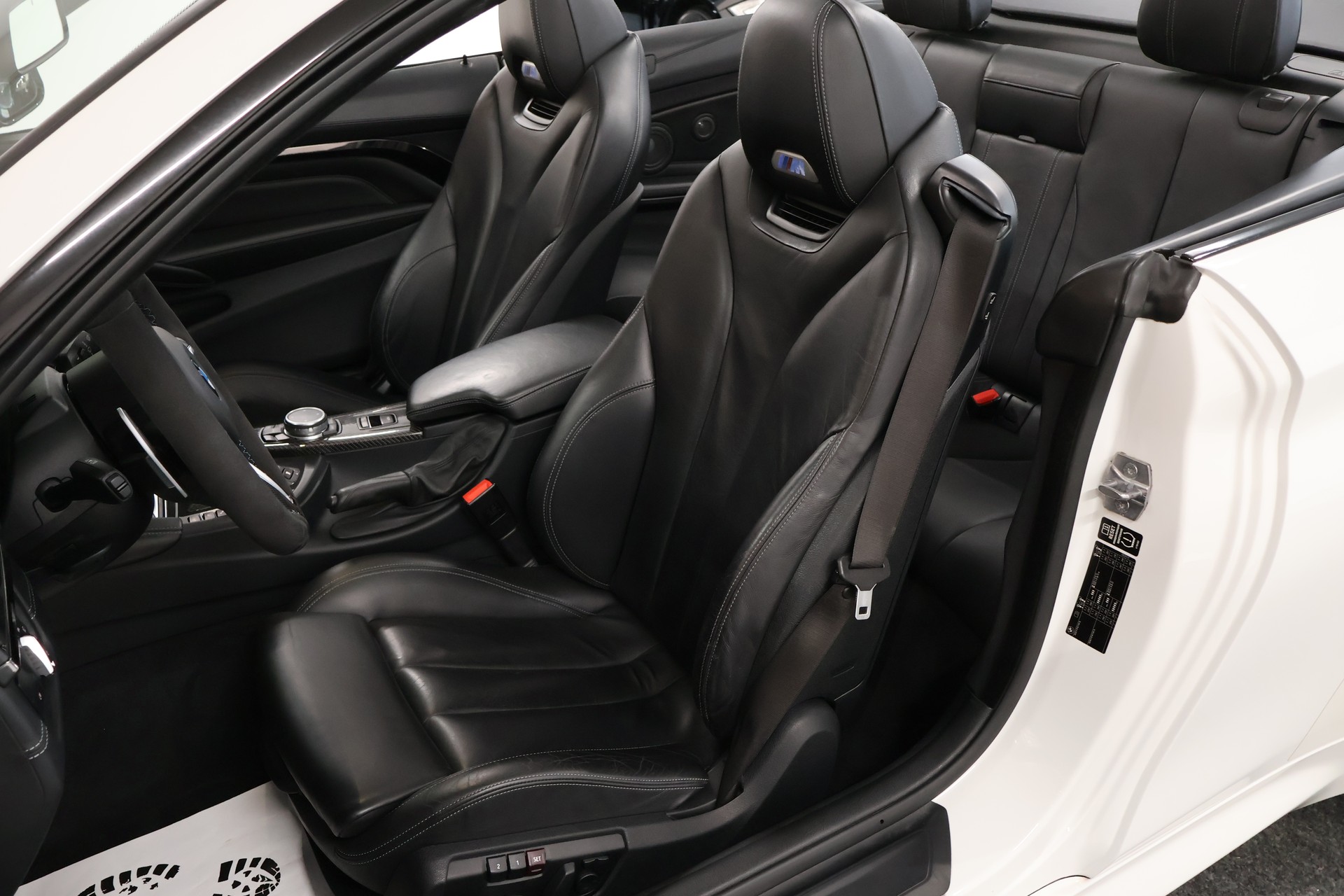 BMW M4 Cabriolet DKG-image-13