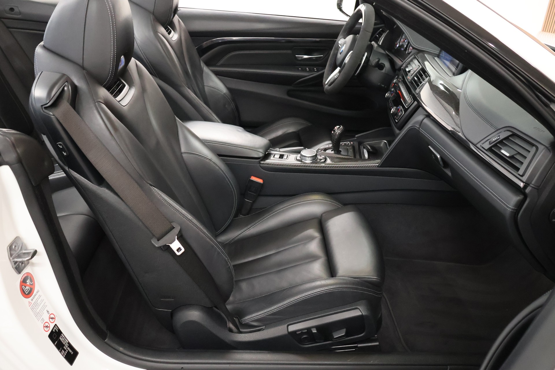 BMW M4 Cabriolet DKG-image-16