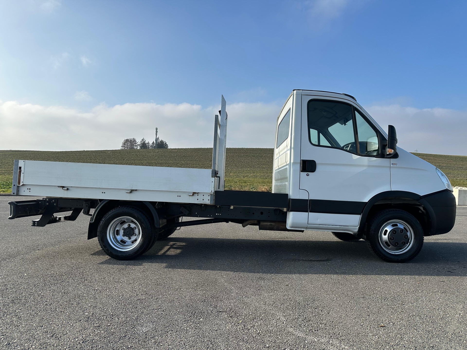 IVECO DAILY-image-2