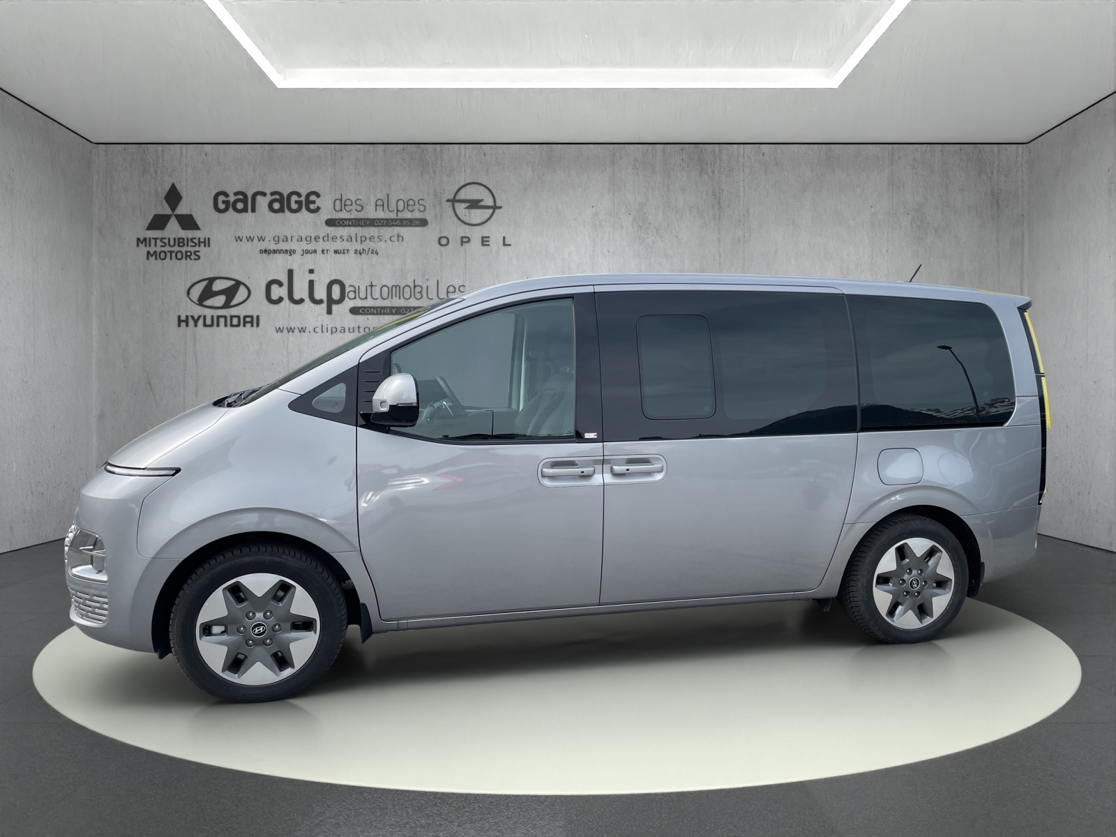 HYUNDAI Staria Wagon 1.6 GDi HEV Vertex-showroom-element-2