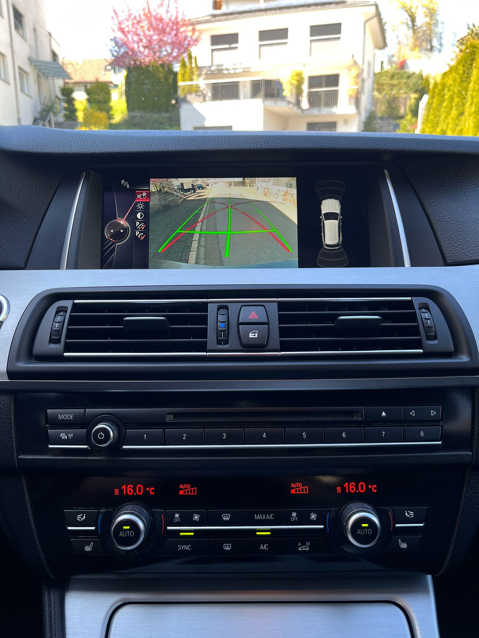 BMW 520d Touring xDrive Steptronic 12Mt Gara-image-17