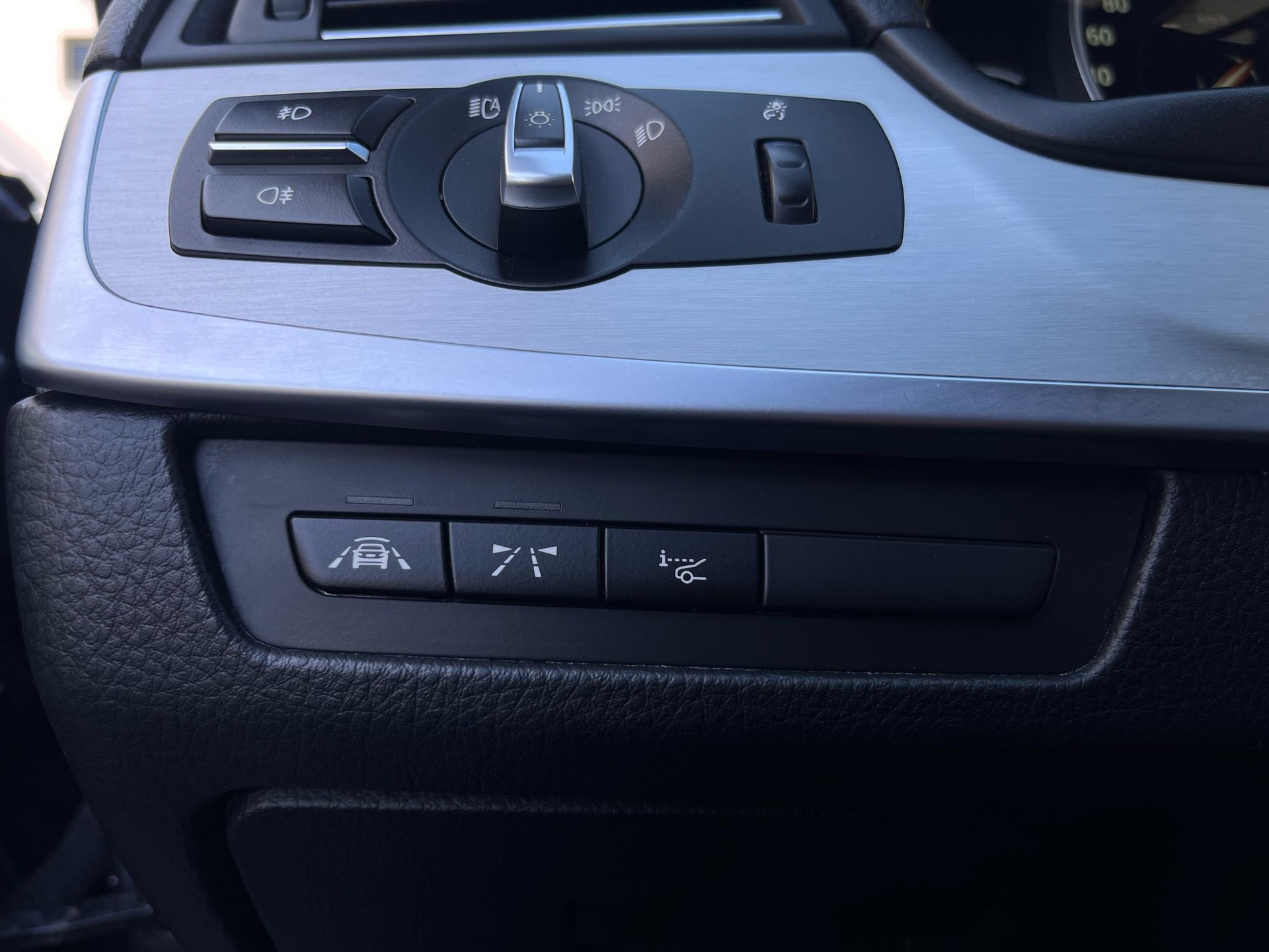 BMW 520d Touring xDrive Steptronic 12Mt Gara-image-18