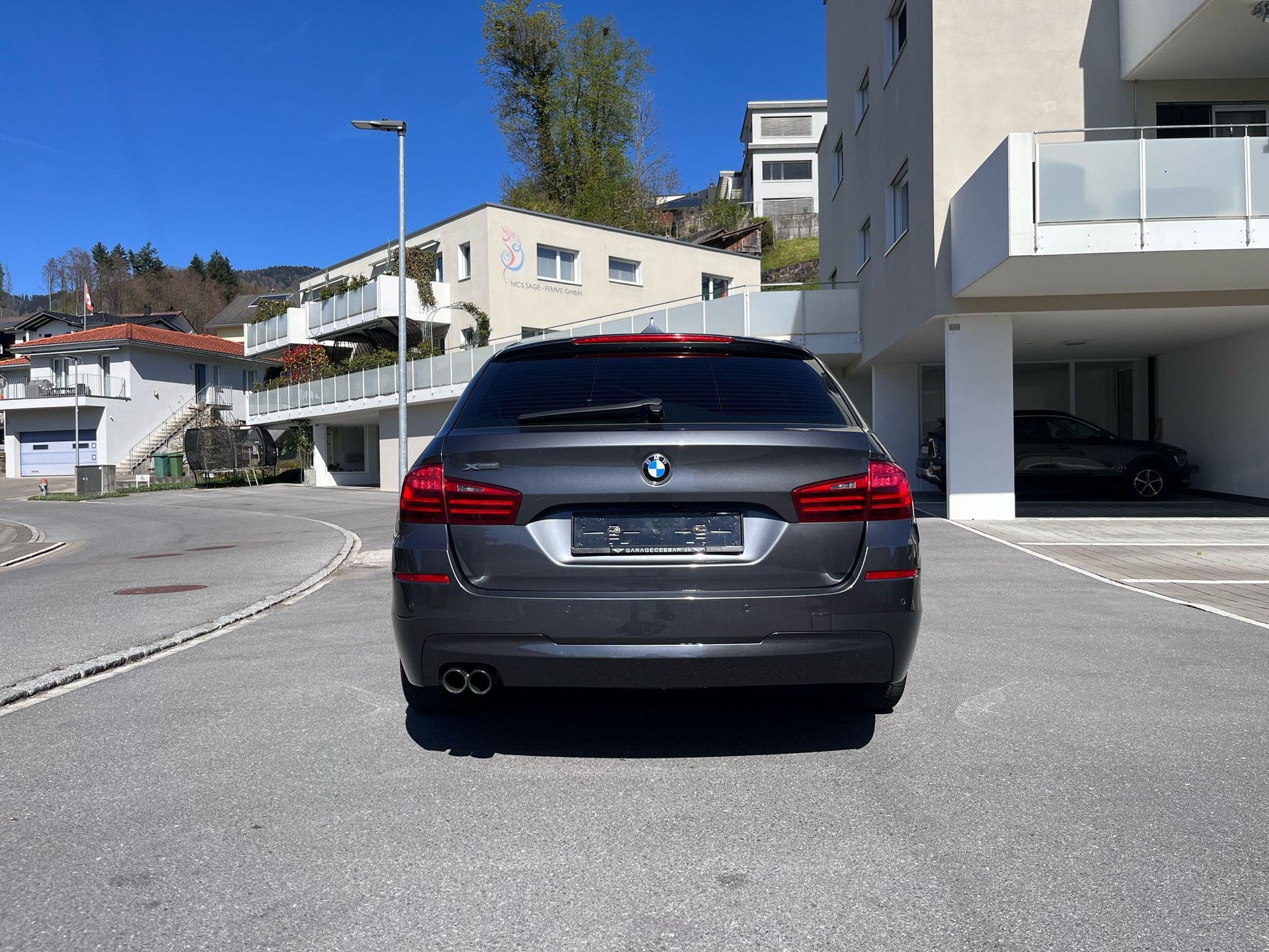 BMW 520d Touring xDrive Steptronic 12Mt Gara-image-6