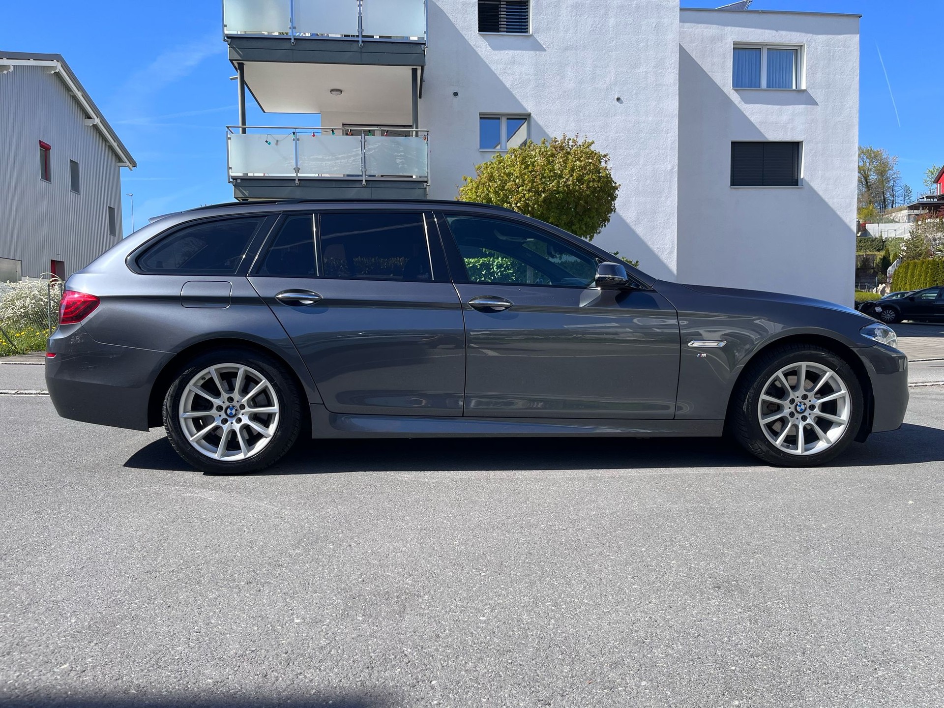 BMW 520d Touring xDrive Steptronic 12Mt Gara-image-4