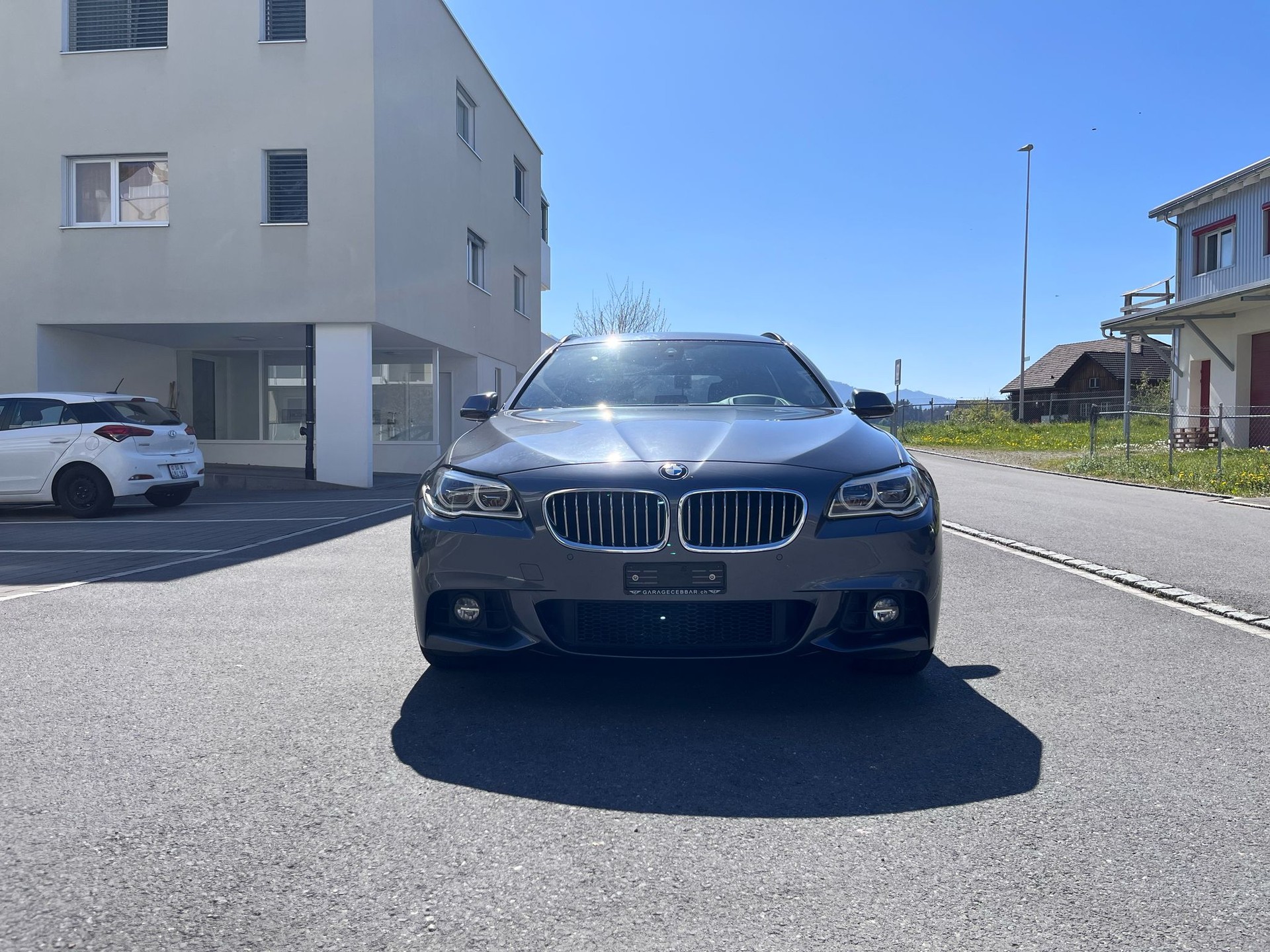 BMW 520d Touring xDrive Steptronic 12Mt Gara-image-2