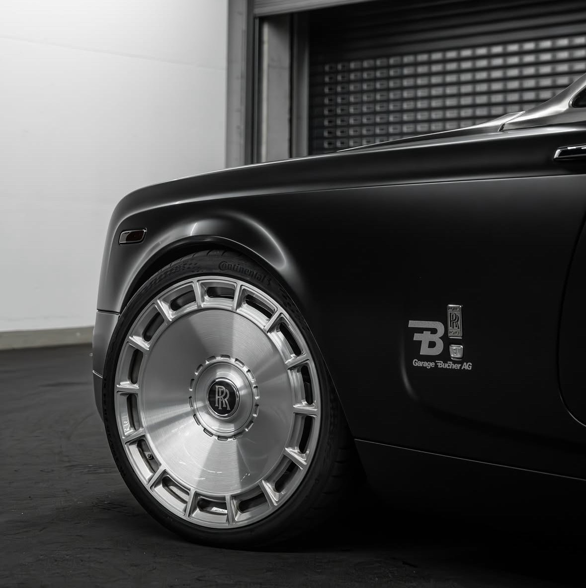 ROLLS-ROYCE Phantom 6.7 V12 Drophead-image-6