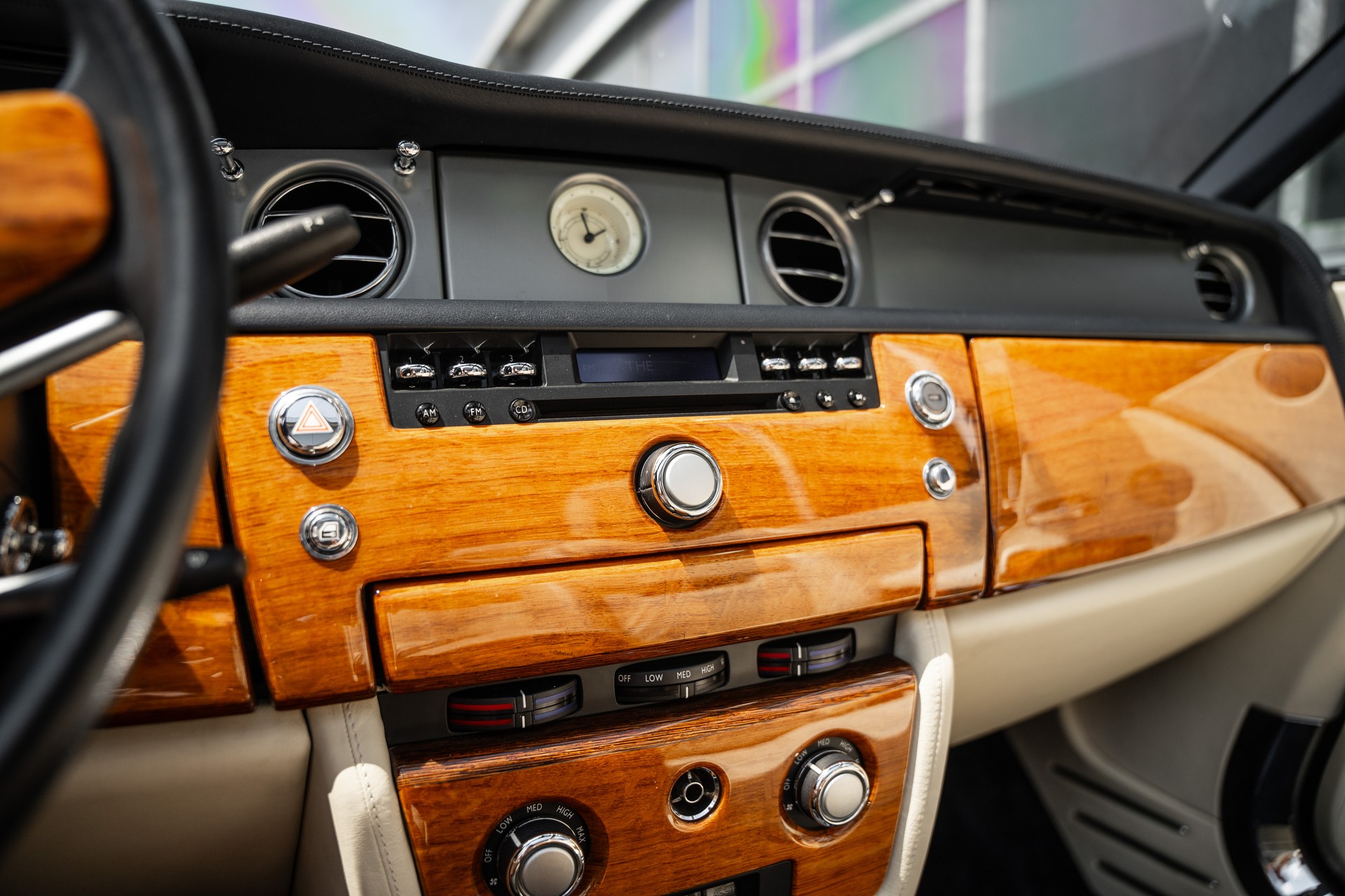 ROLLS-ROYCE Phantom 6.7 V12 Drophead-image-22