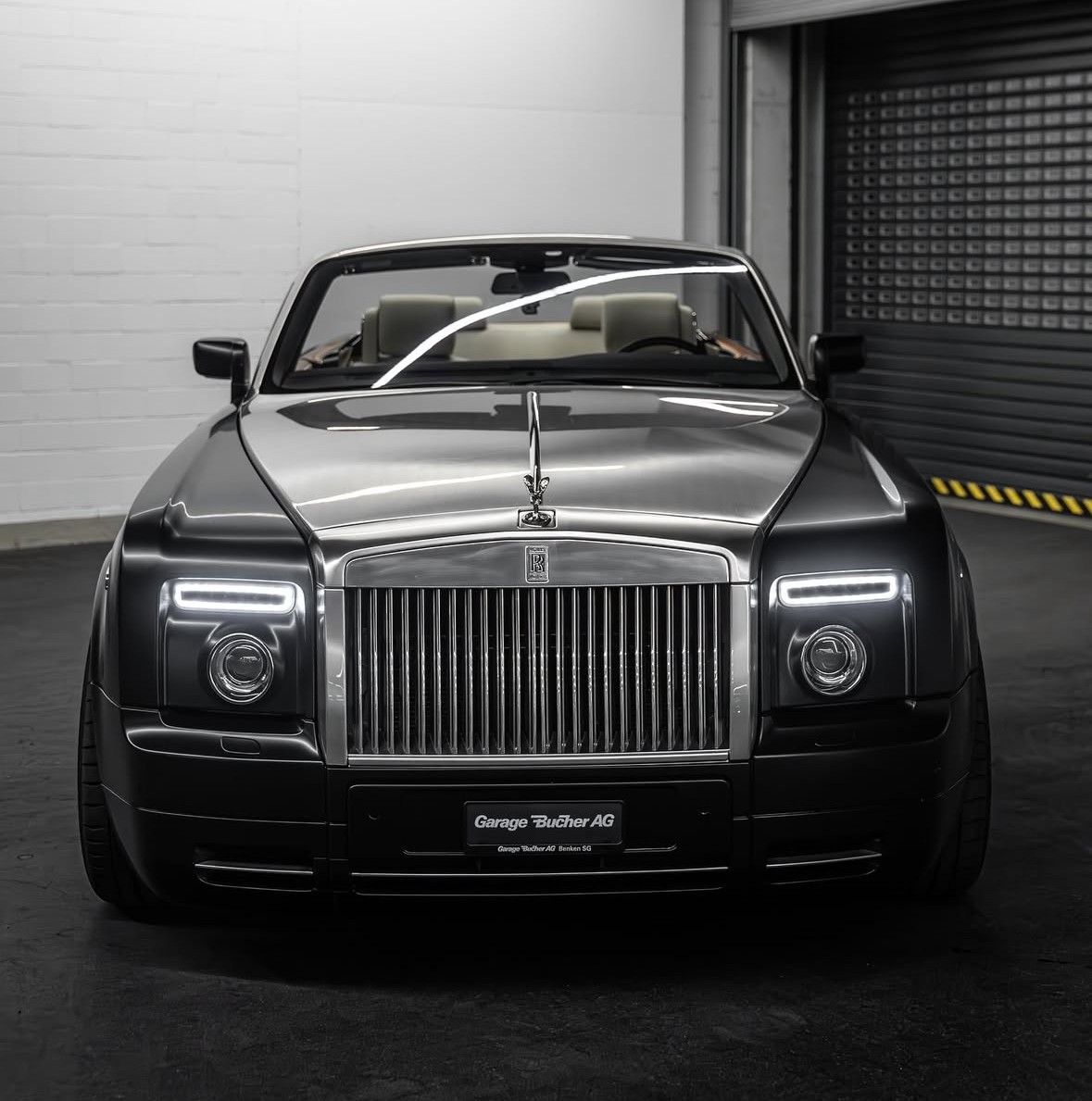 ROLLS-ROYCE Phantom 6.7 V12 Drophead-showroom-element-3