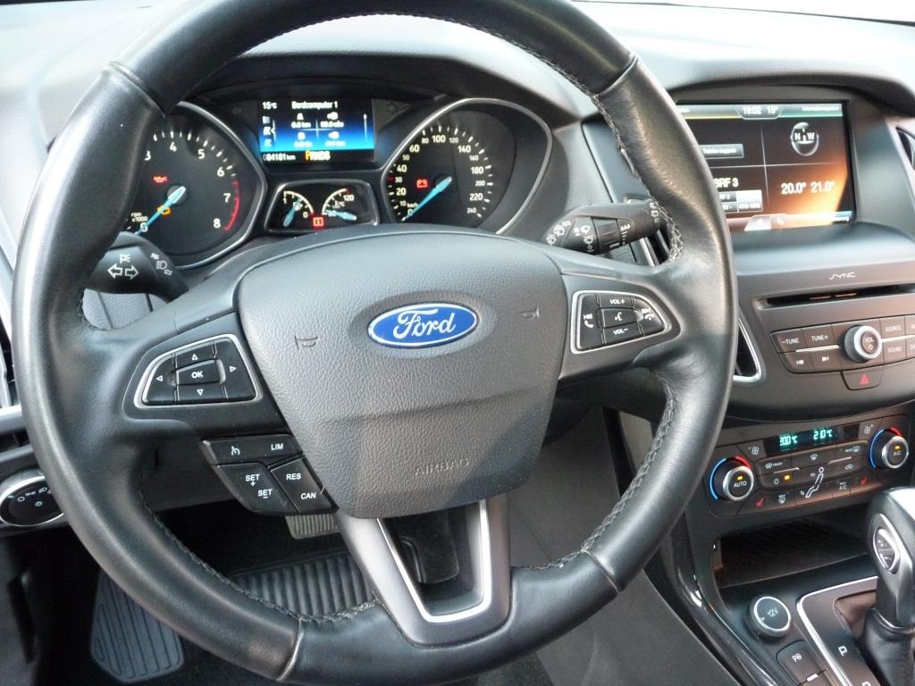 FORD Focus 1.5 SCTi Titanium X Automatic-image-8