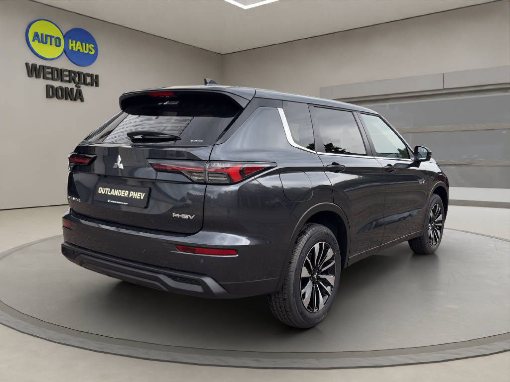 MITSUBISHI Outlander 2.4 PHEV Invite 4x4-image-4