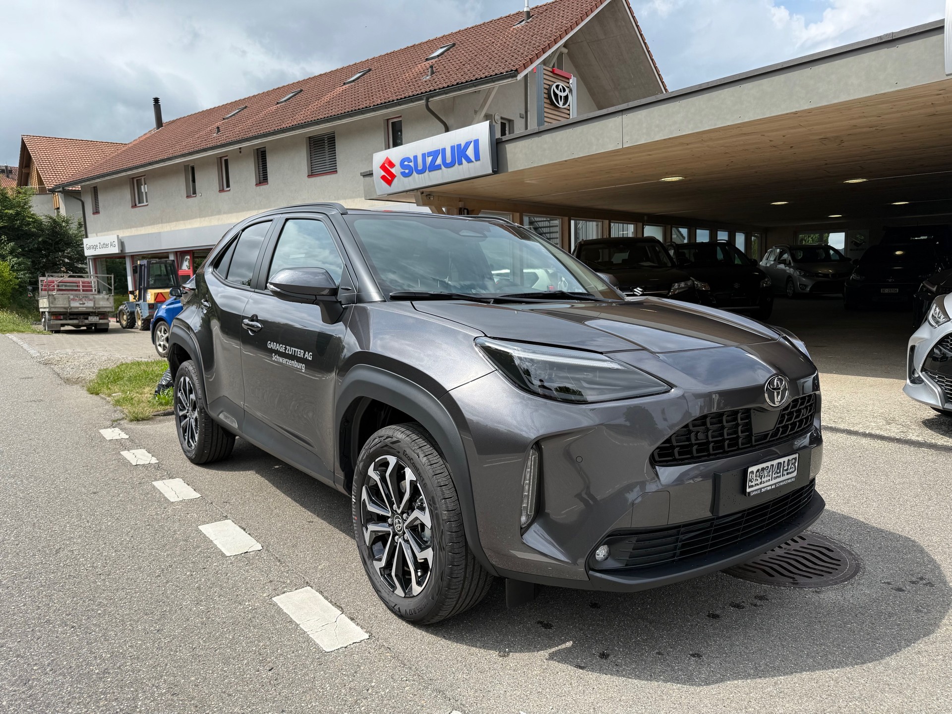 TOYOTA YARIS CROSS-image-1