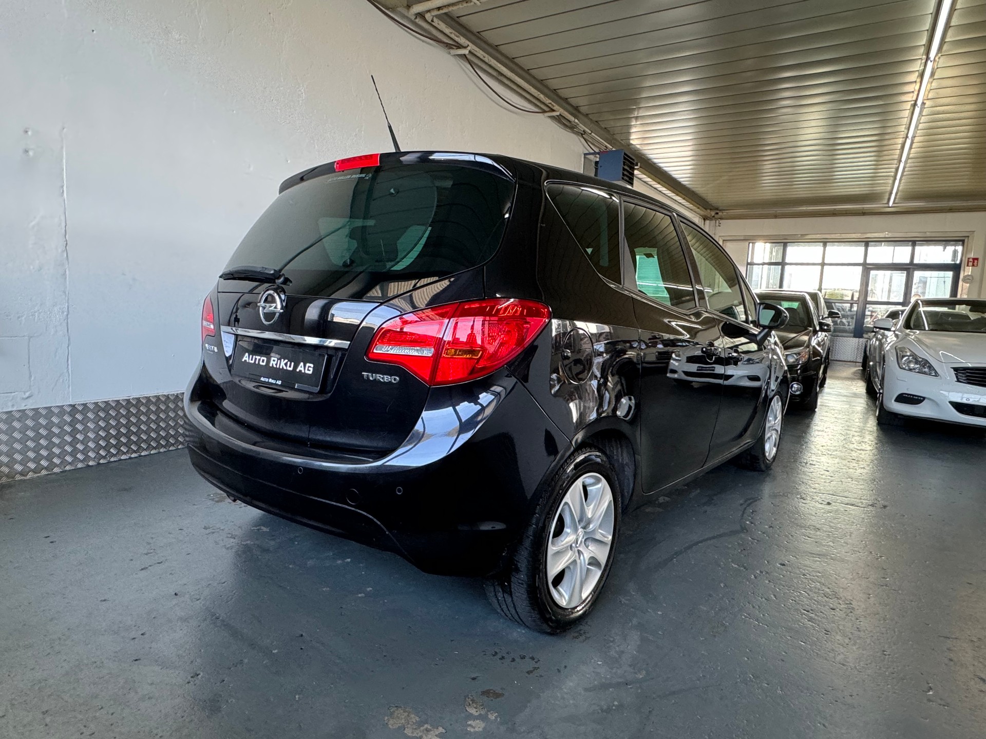 OPEL Meriva 1.4 Turbo Enjoy-image-9