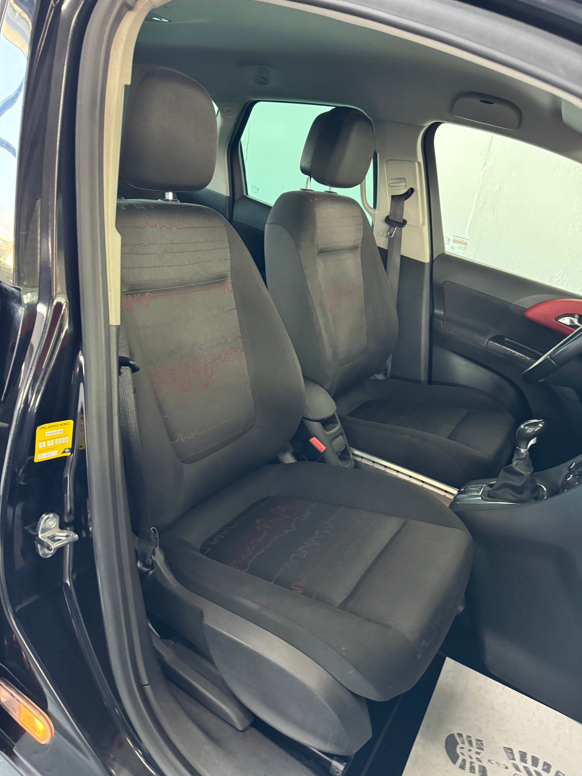 OPEL Meriva 1.4 Turbo Enjoy-image-18