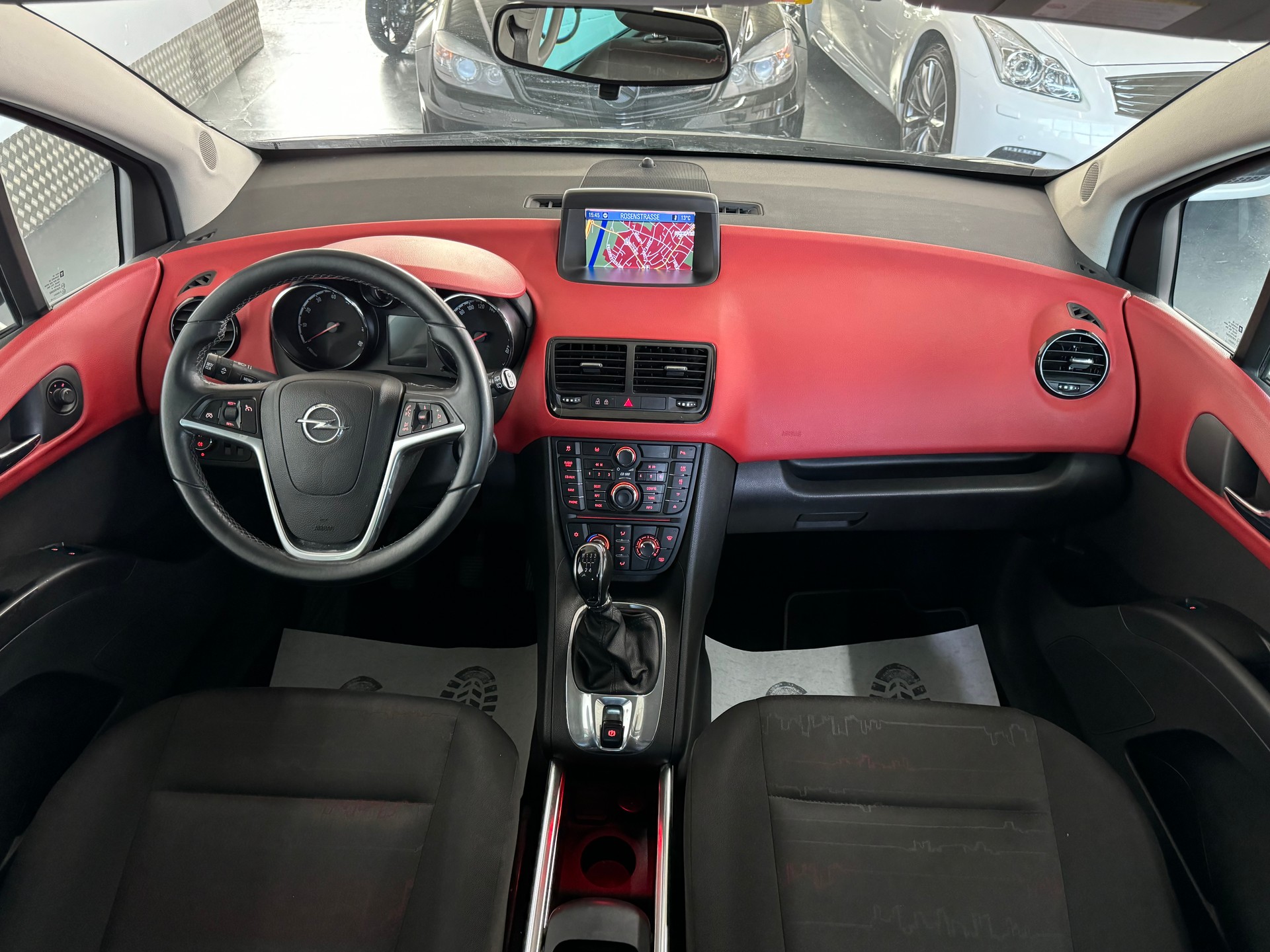 OPEL Meriva 1.4 Turbo Enjoy-image-14