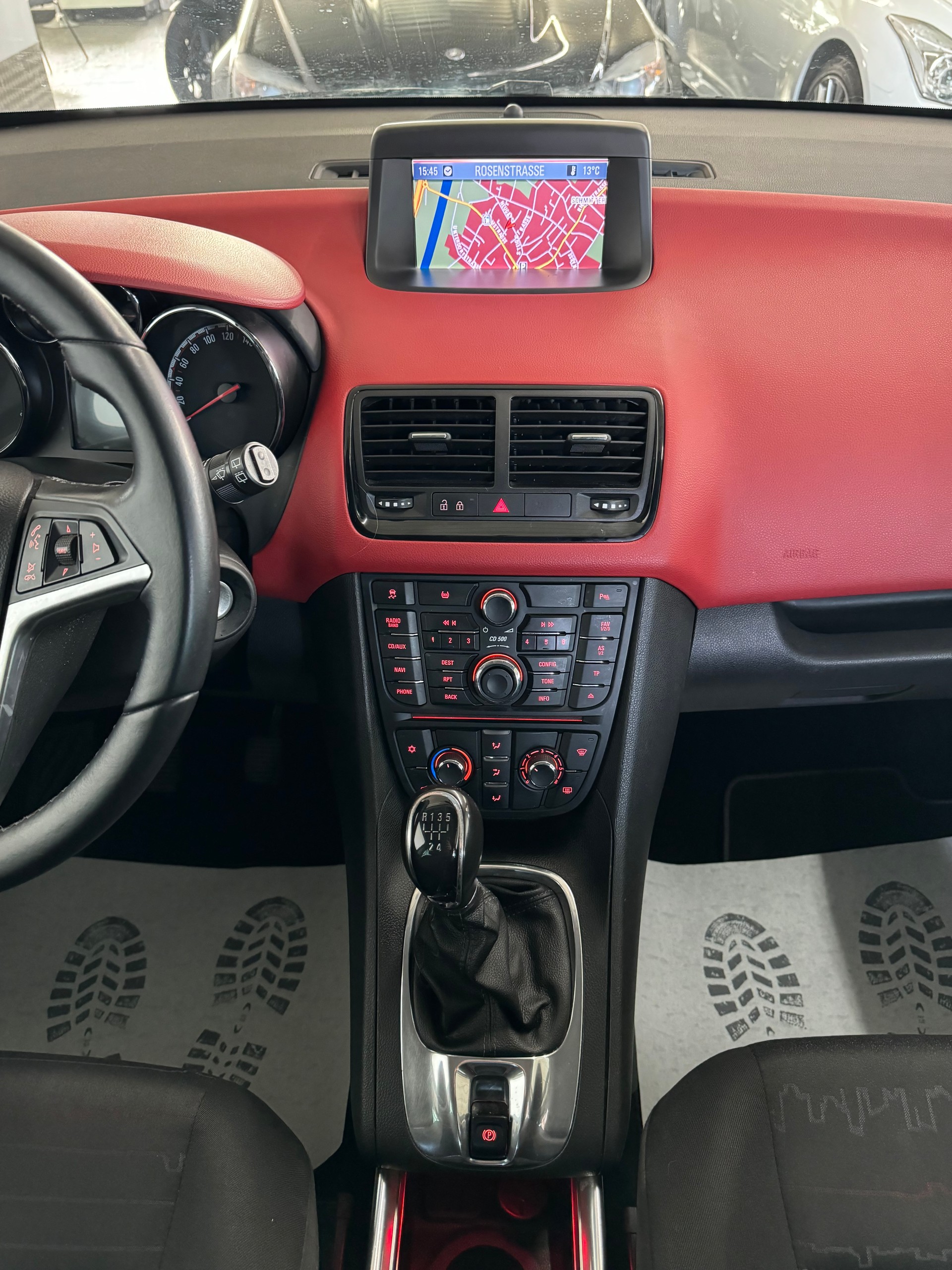 OPEL Meriva 1.4 Turbo Enjoy-image-15