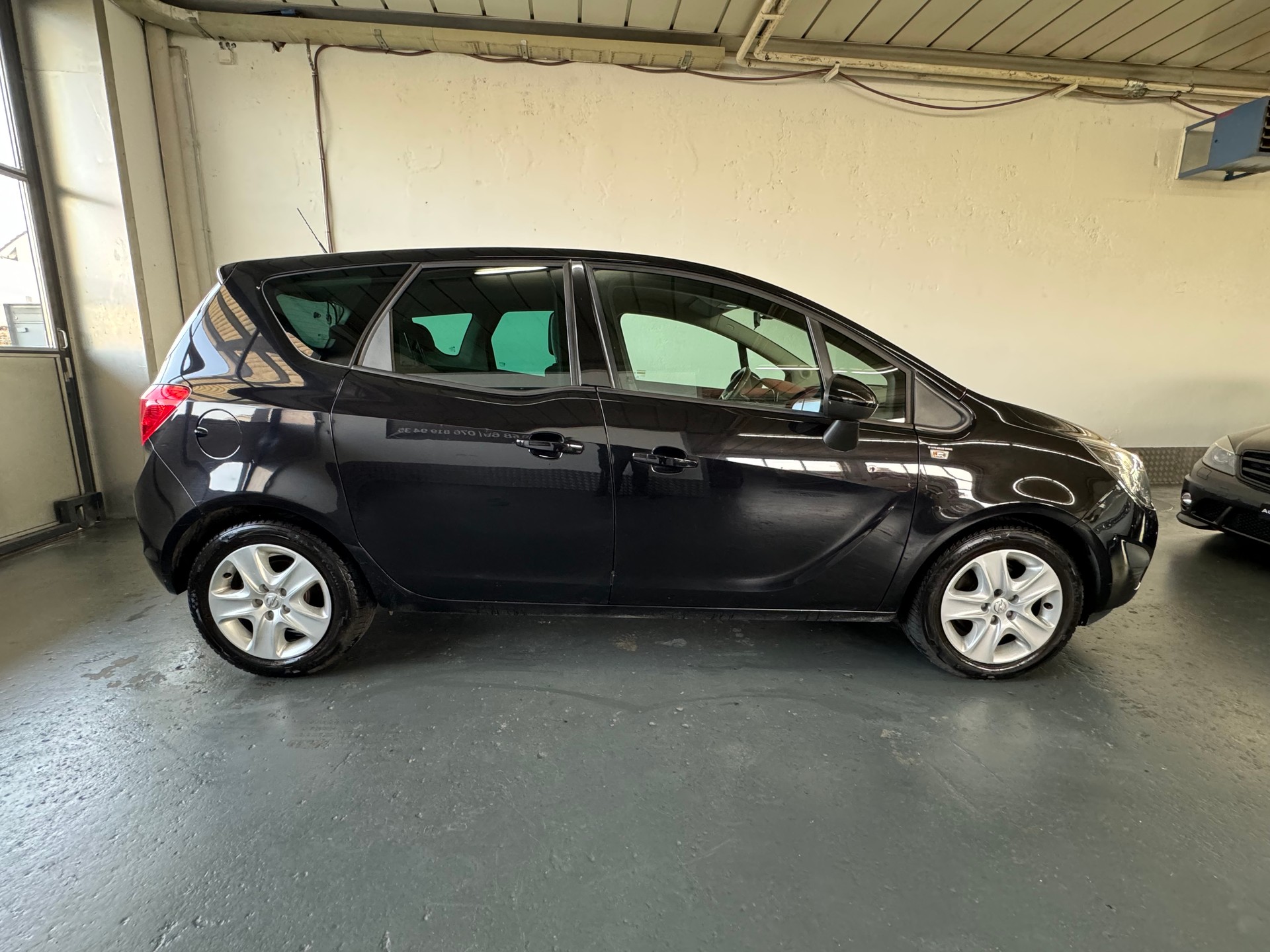 OPEL Meriva 1.4 Turbo Enjoy-image-6