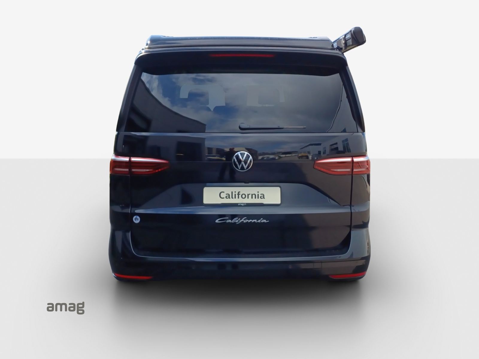 VW California 2.0 TDI Beach Tour-showroom-element-3