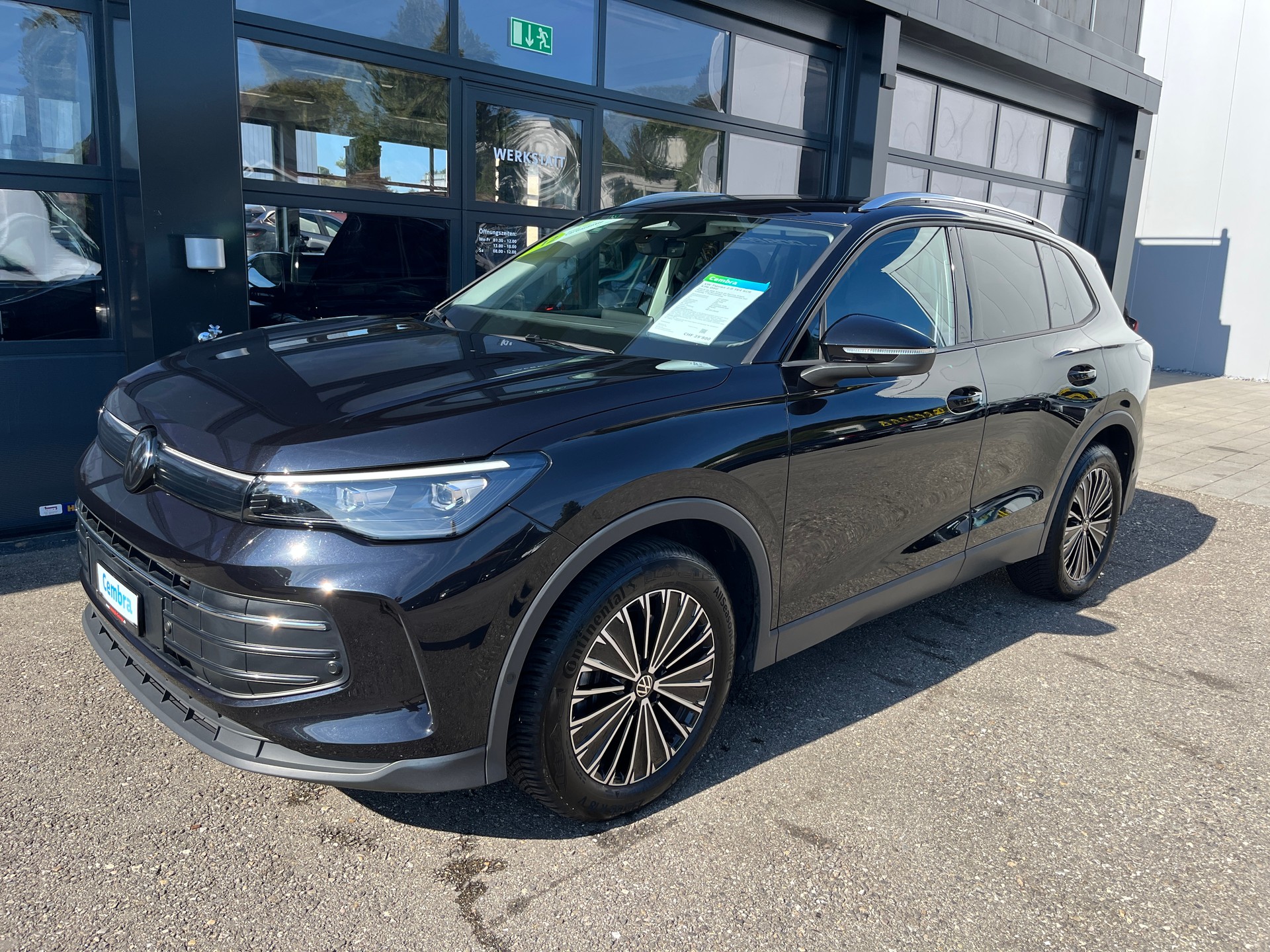 VW Tiguan 2.0 TDI SCR Life DSG-image-1