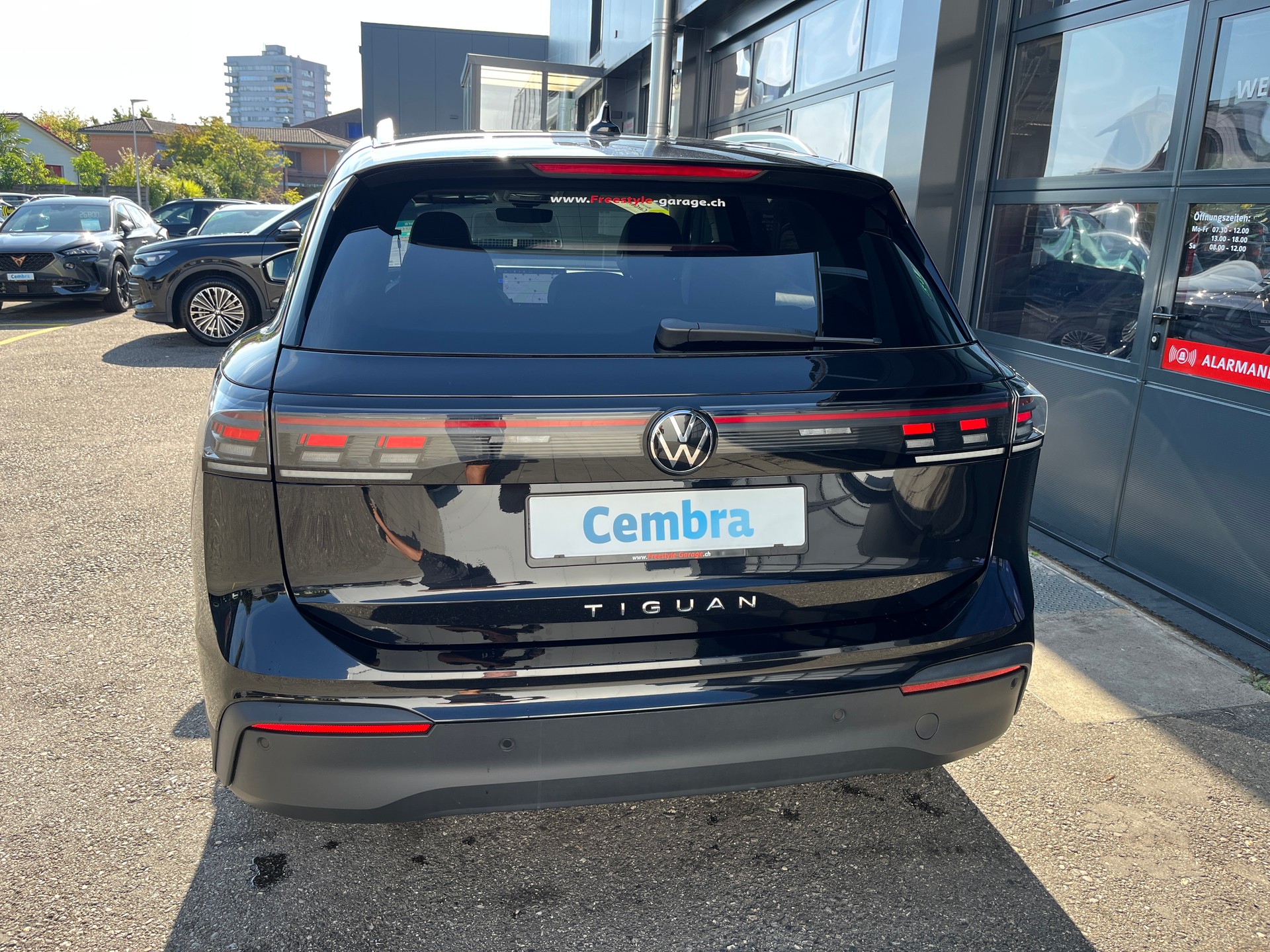 VW Tiguan 2.0 TDI SCR Life DSG-image-4