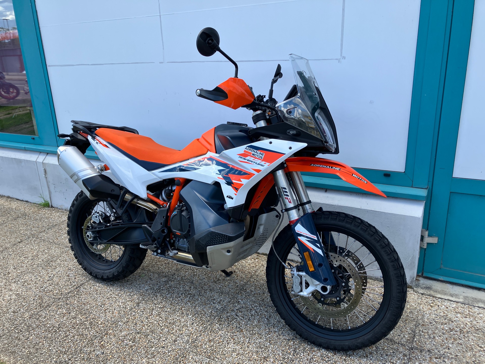 KTM 890 Adventure R-showroom-element-2