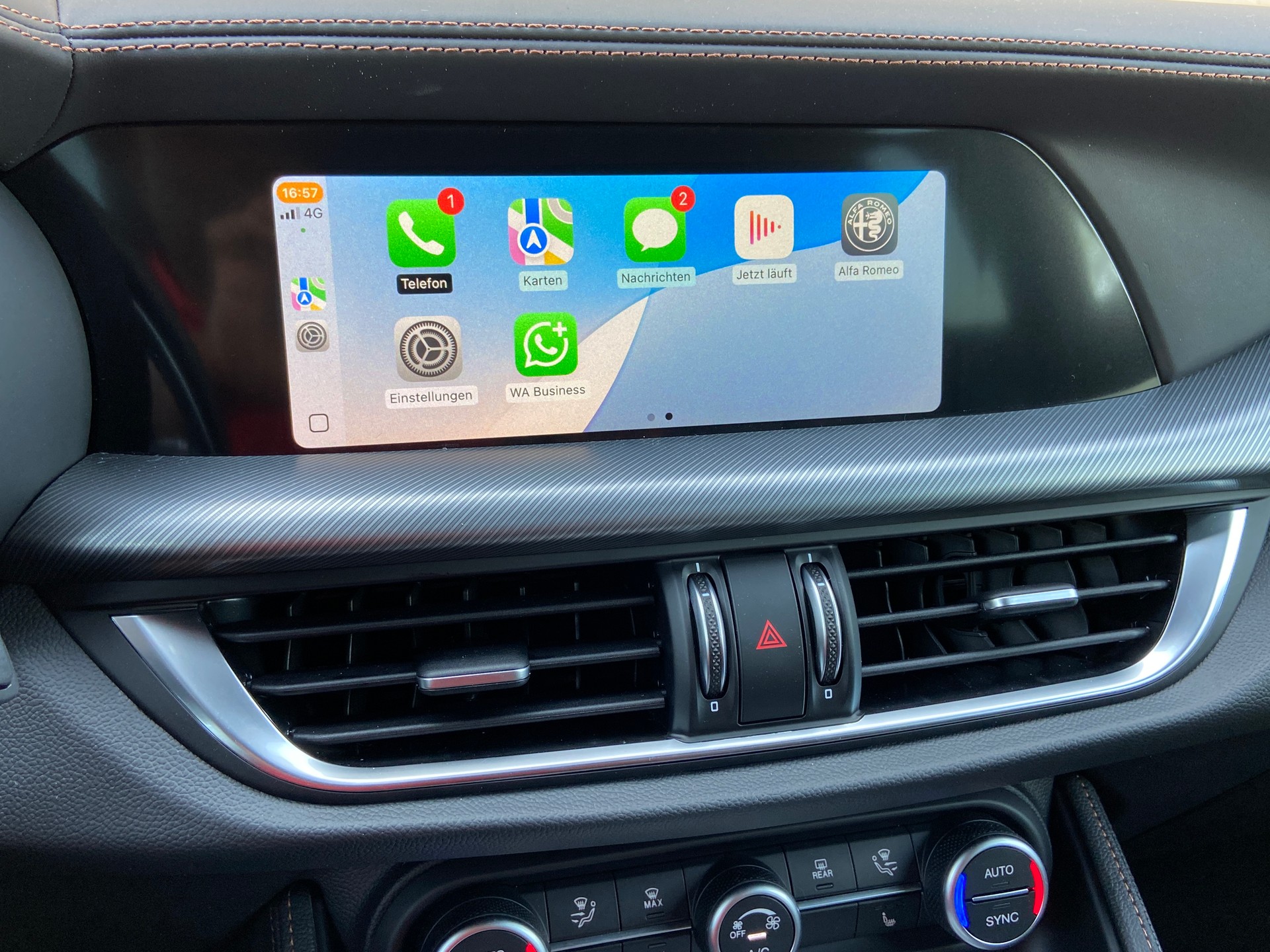 ALFA ROMEO Stelvio 2.0 Intensa Sky Q4 AT8-image-14