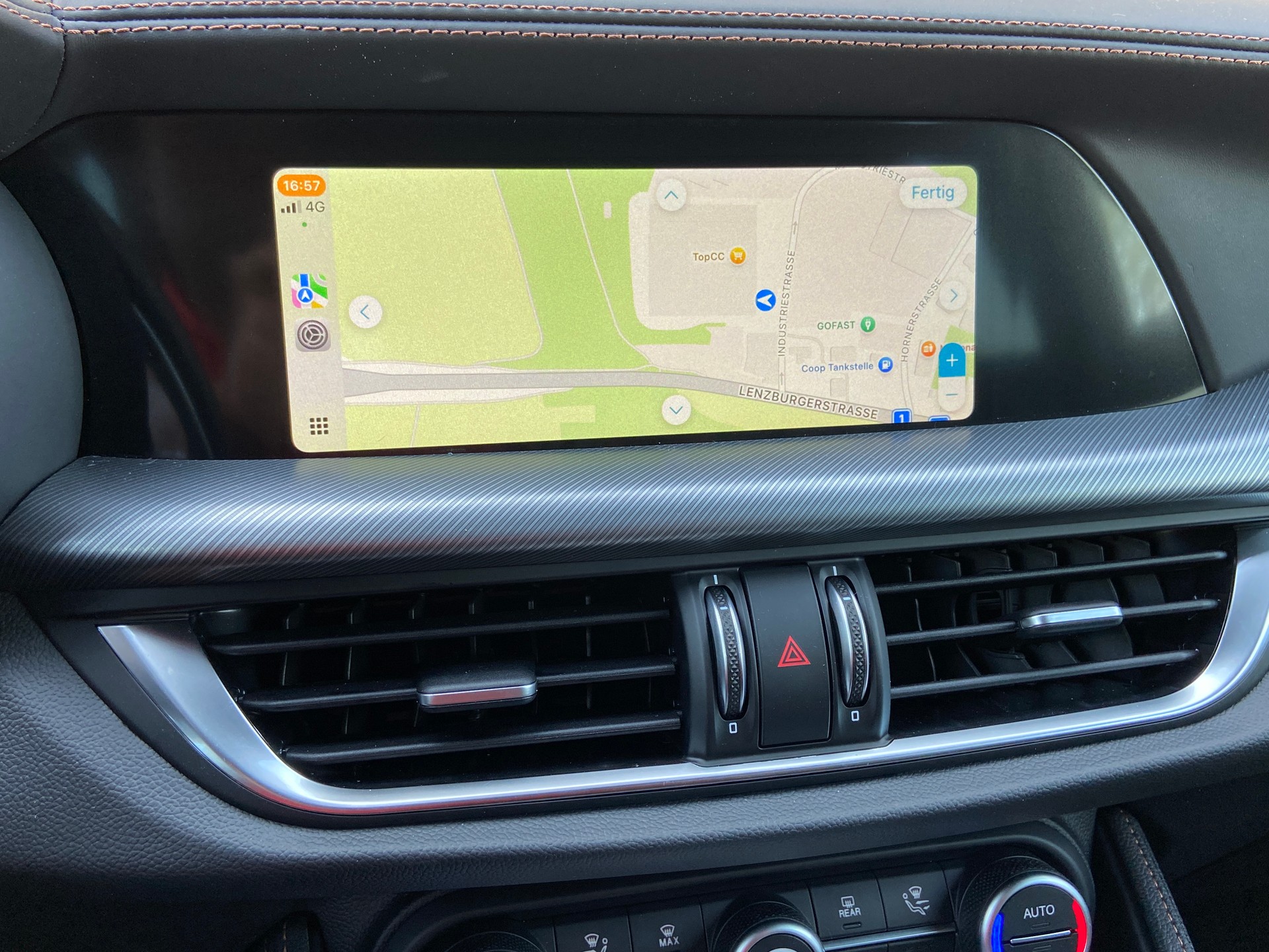 ALFA ROMEO Stelvio 2.0 Intensa Sky Q4 AT8-image-15