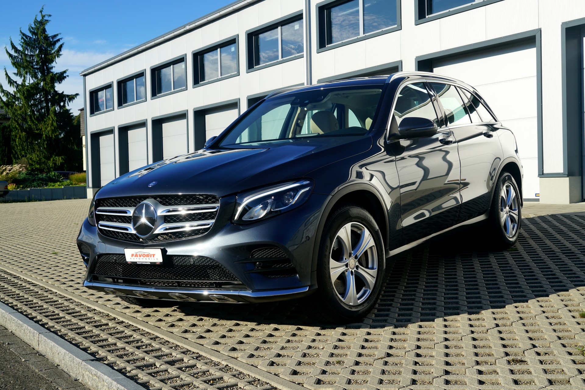 MERCEDES-BENZ GLC 250 d AMG Line 4Matic 9G-Tronic (CH)-image-1