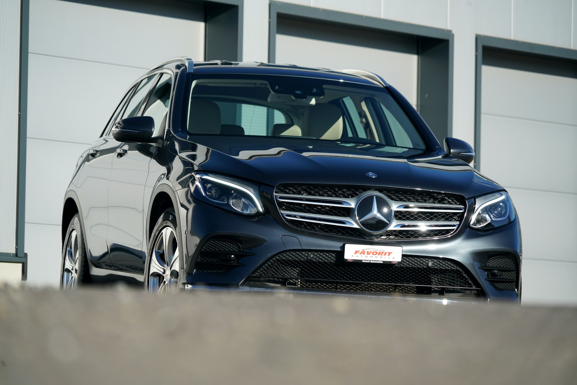 MERCEDES-BENZ GLC 250 d AMG Line 4Matic 9G-Tronic (CH)-image-14