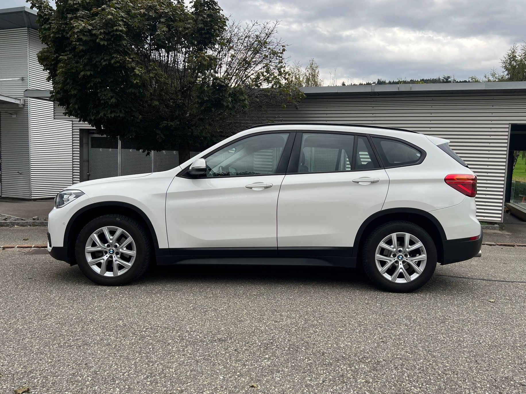 BMW X1 xDrive 18d Steptronic-image-2
