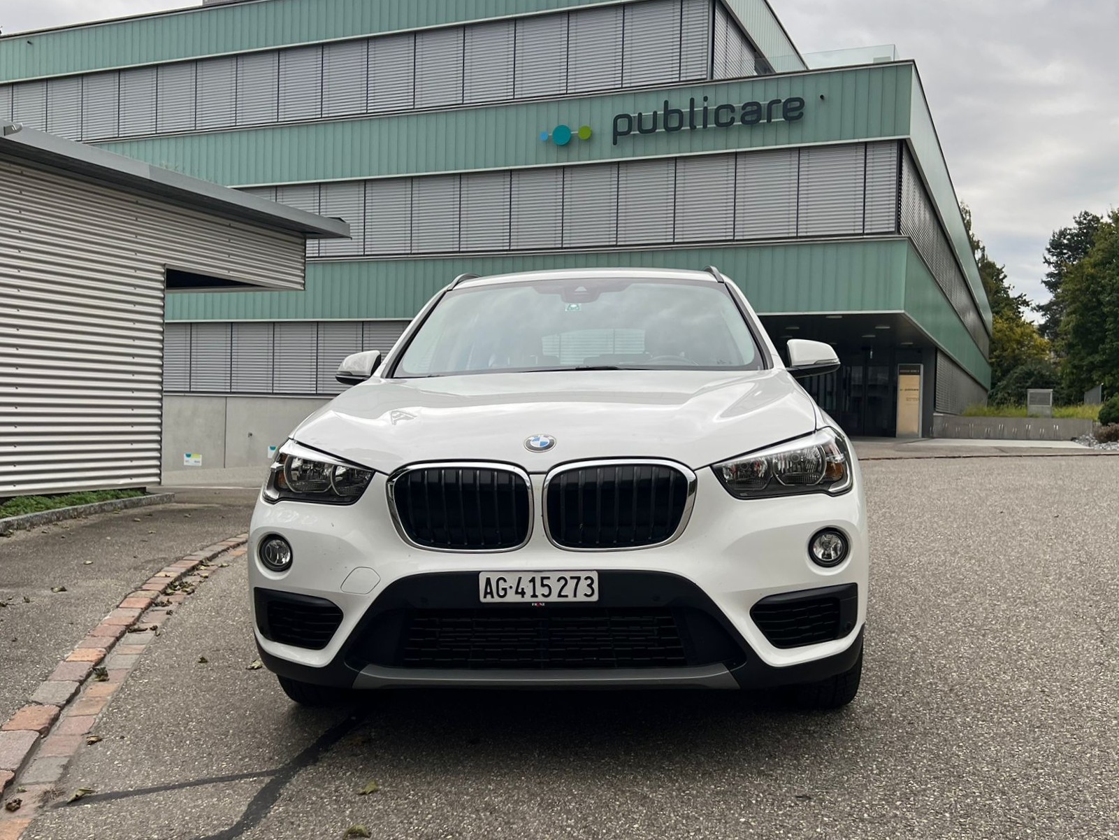 BMW X1 xDrive 18d Steptronic-image-4