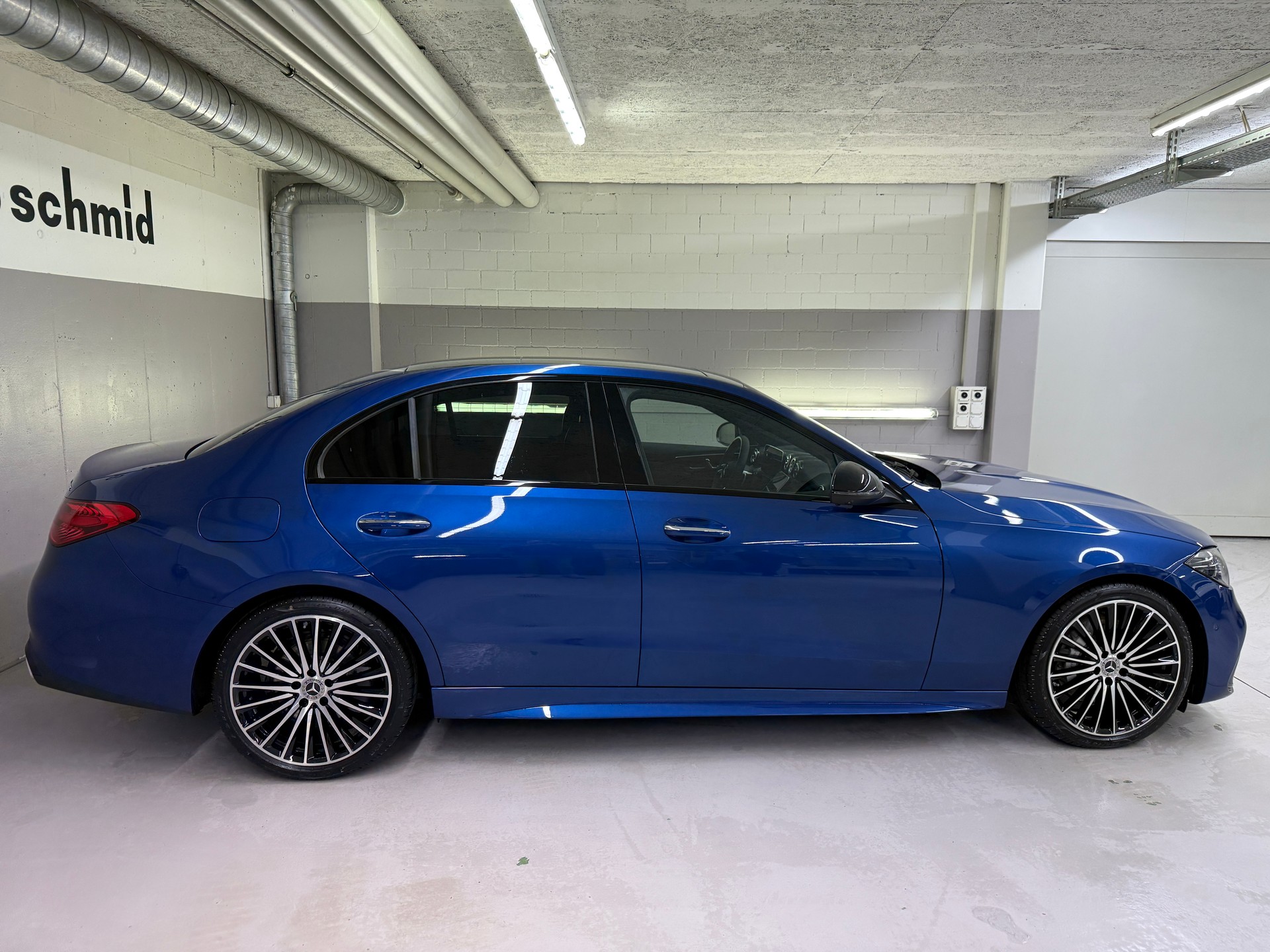 MERCEDES-BENZ C 220 d 4MATIC Limousine Swiss Star-showroom-element-2