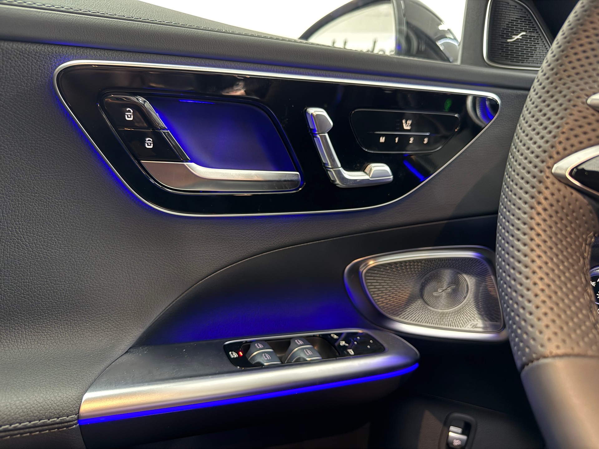 MERCEDES-BENZ C 220 d 4MATIC Limousine Swiss Star-image-15