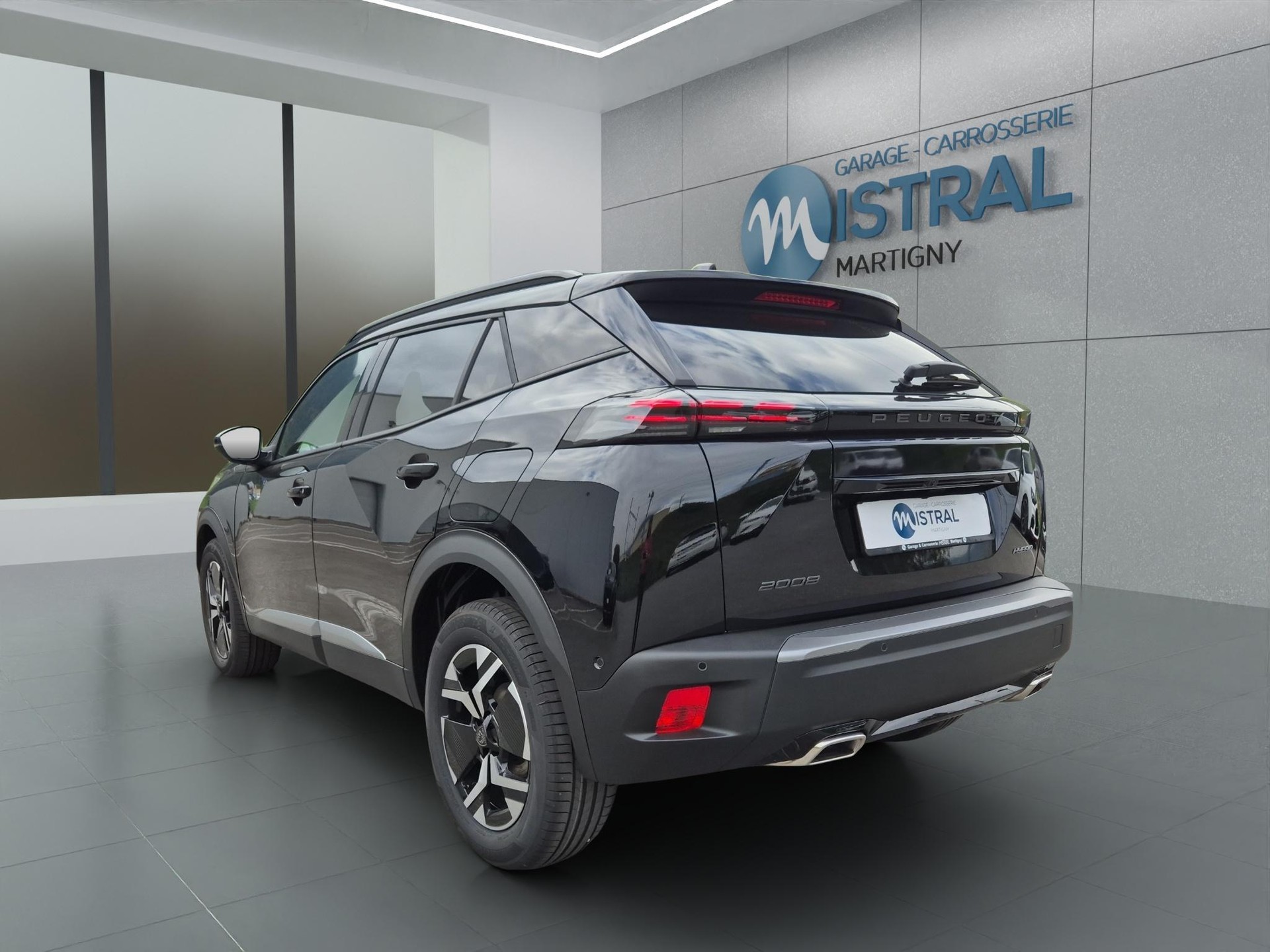 PEUGEOT 2008 1.2 Hybrid Allure Premium-image-2
